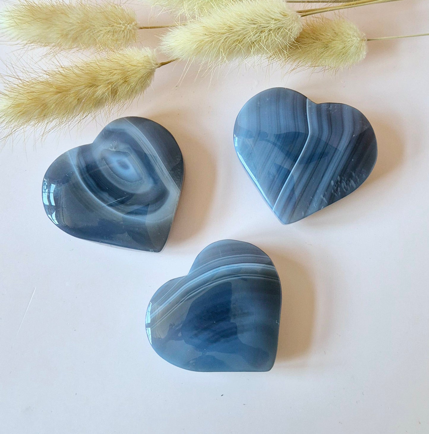 Grey Silk Agate Palmsteen Hart 5cm – Handsteen worrystone zorgensteen