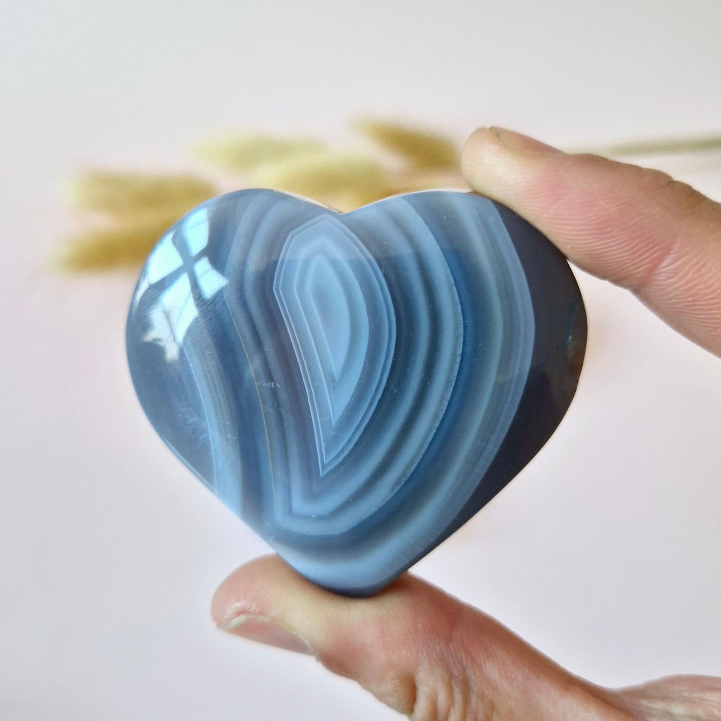 Grey Silk Agate Palmsteen Hart 5cm – Handsteen worrystone zorgensteen