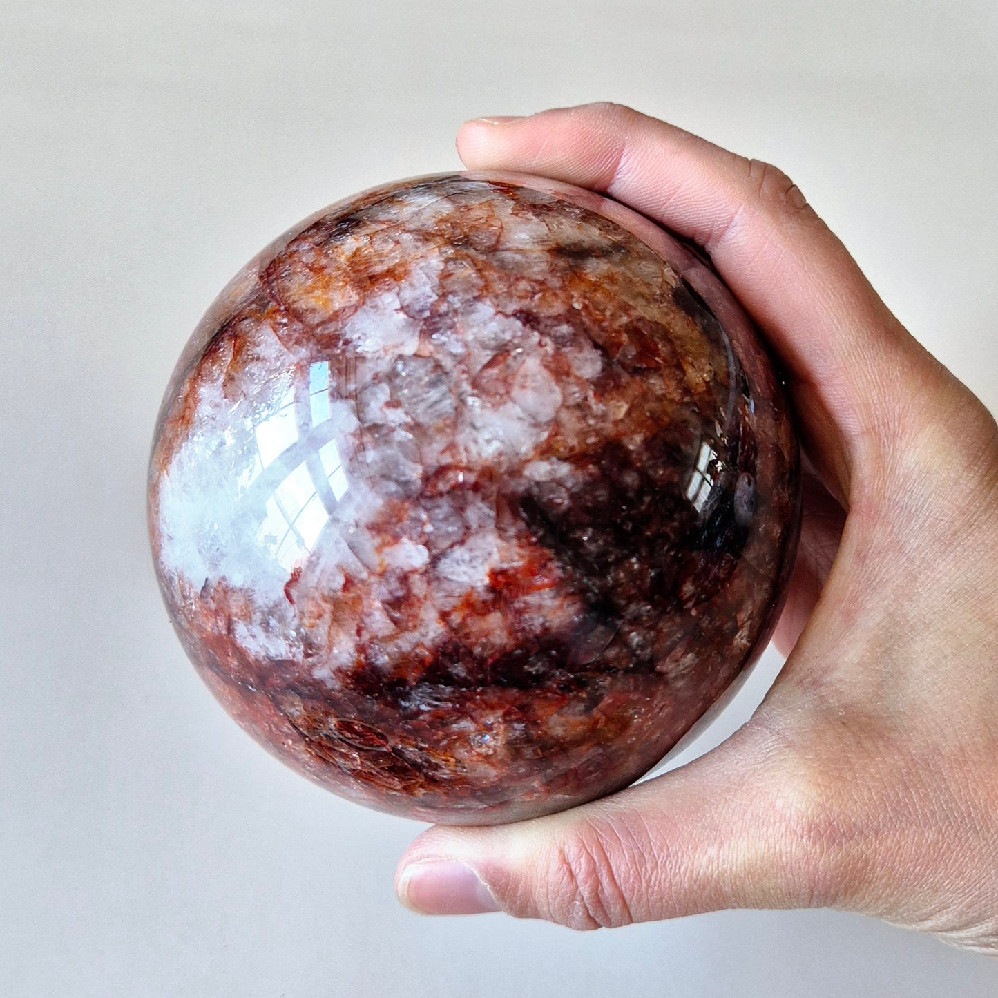 XL Fire Quartz Kristallen Bol – 95mm (1131 gram) Statement piece Hematoïde Kwarts Sphere