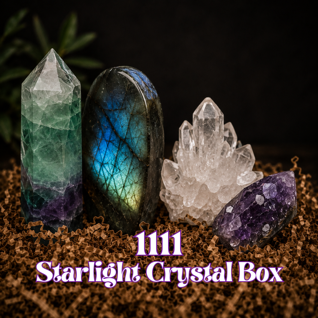 1111 Starlight Crystal Box met luxe edelstenen, geodes, carvings en exclusieve verzamelstukken.