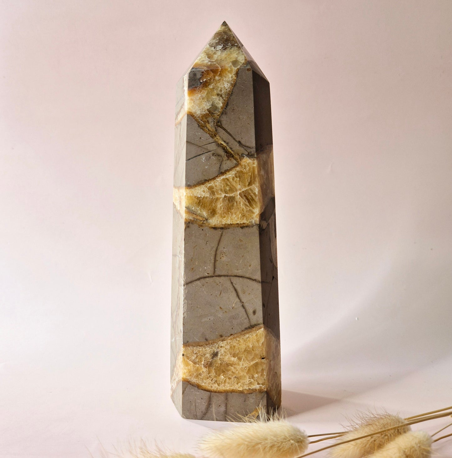 Gepolijste Dragon Stone toren van 1170 gram – Moonlight Gemstones