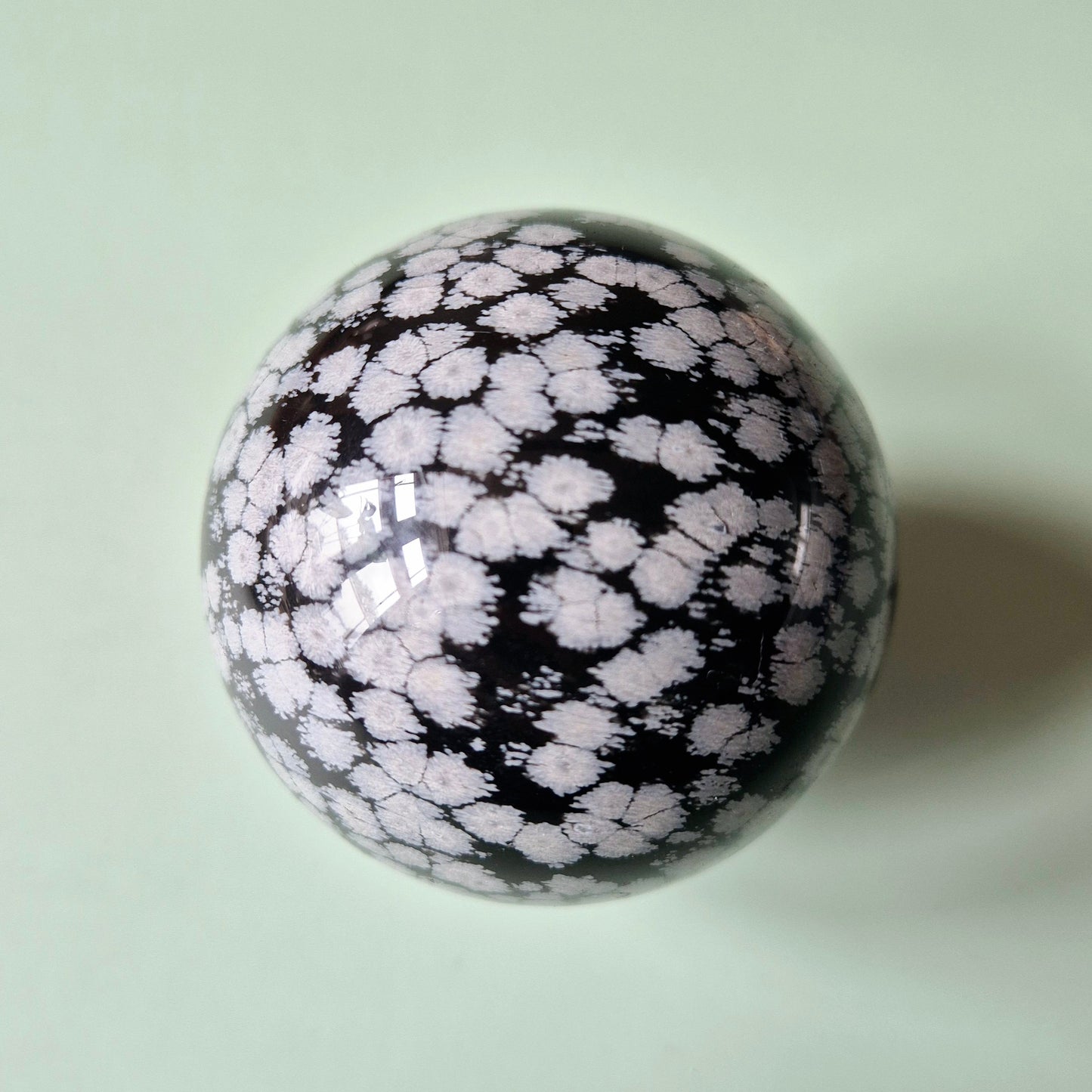 Kristallen Bol Snowflake Obsidian 65mm Edelsteen Crystal Sphere - 333gram obisidiaan