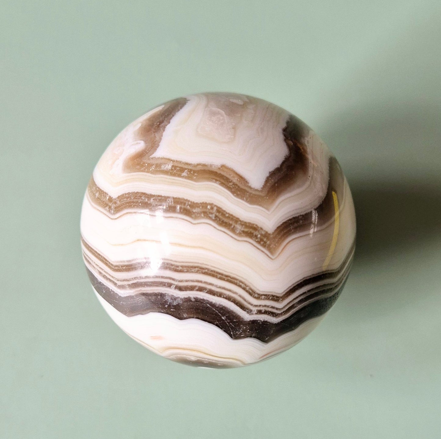 Kristallen Edelsteen Bol Coffee Agate sphere 60mm, 300gram