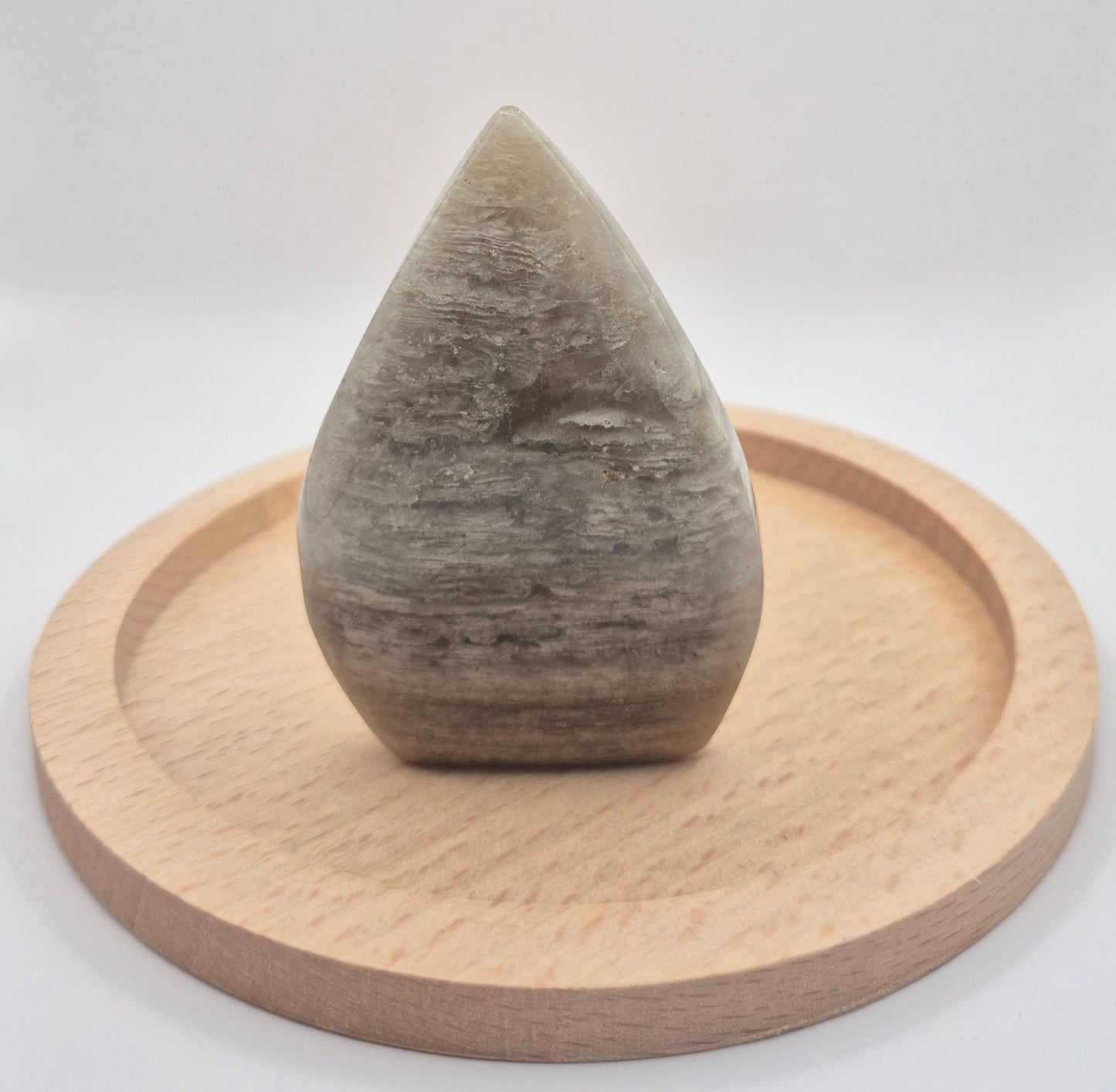 Garden Quartz 1000 Lagen Druppel - Drop Staande Edelsteen Kristal 119gr.