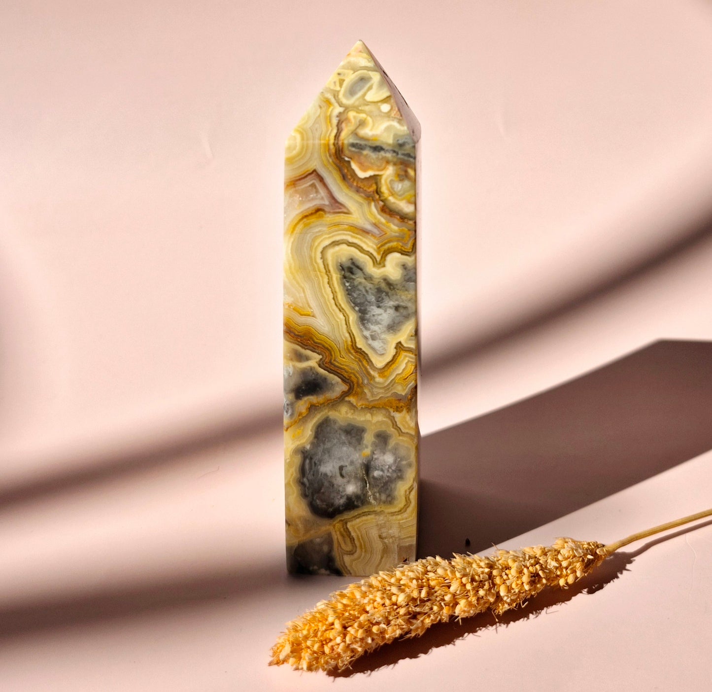Crazy Lace Agate Point – The Stone of Joy and Balance - 10,7cm 236grams