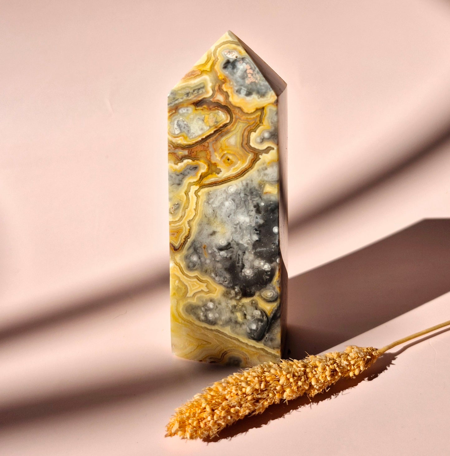 Crazy Lace Agate Point – The Stone of Joy and Balance - 10,7cm 236grams