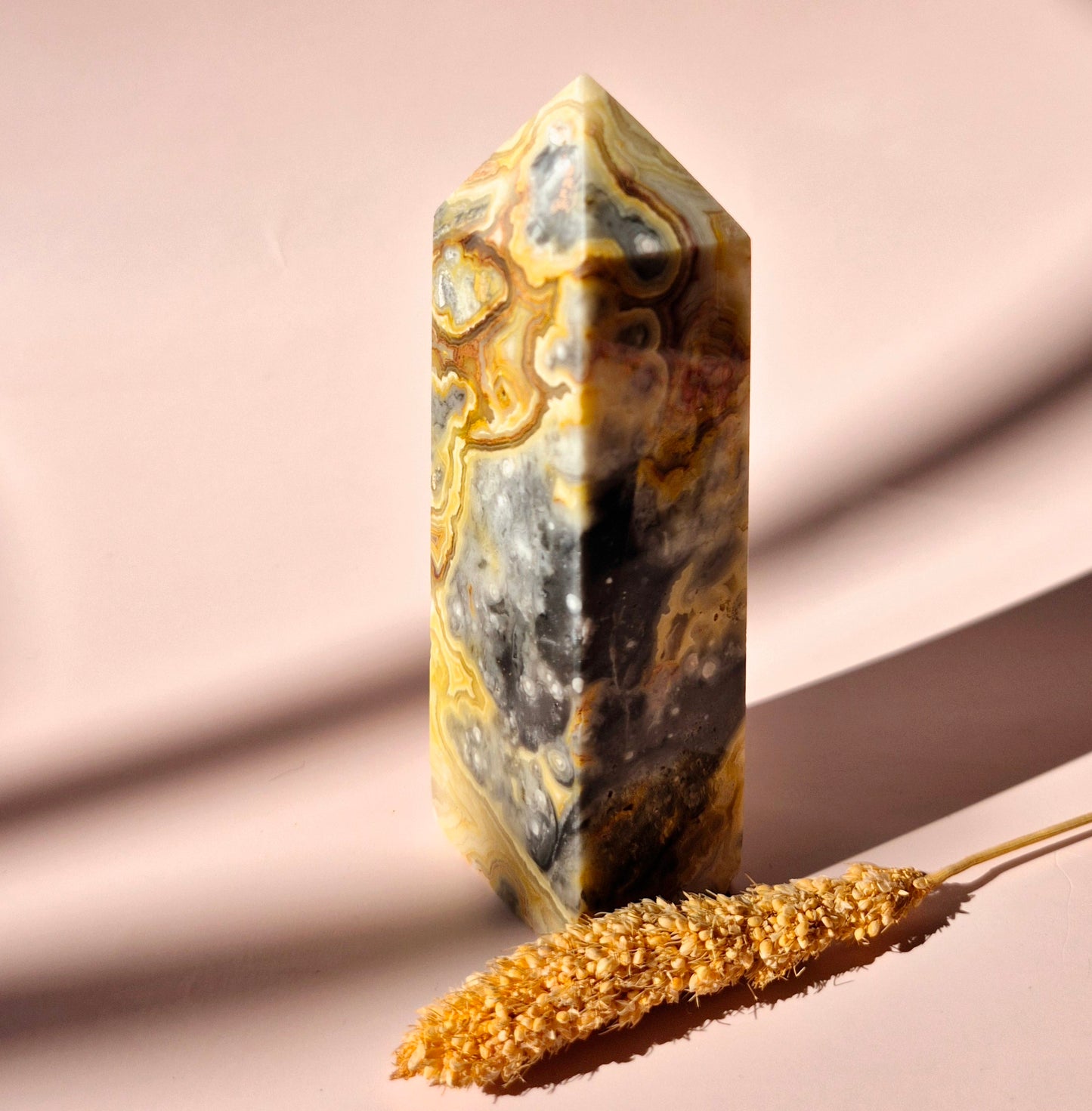 Crazy Lace Agate Point – The Stone of Joy and Balance - 10,7cm 236grams