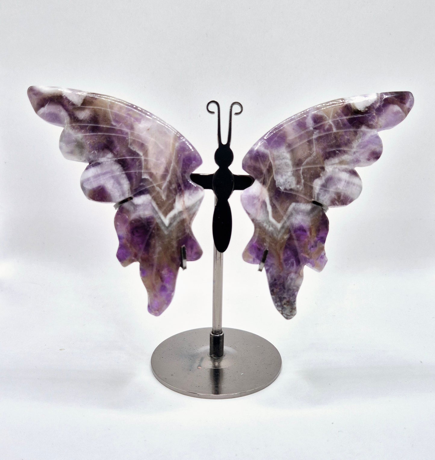 Chevron (dream) Amethist Butterfly / Vlinder geslepen Edelsteen met Metalen Standaard