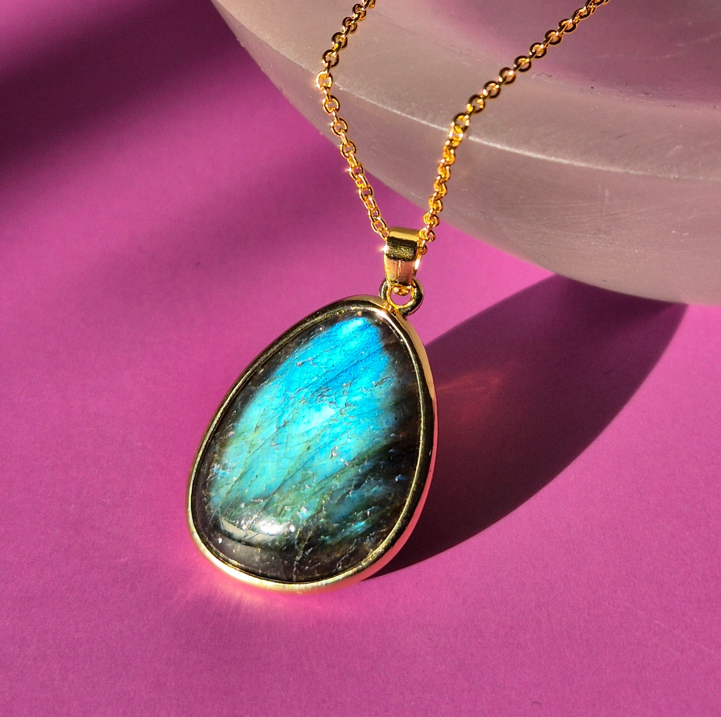 Gold color Labradorite Necklace with 25mm flashy pendant