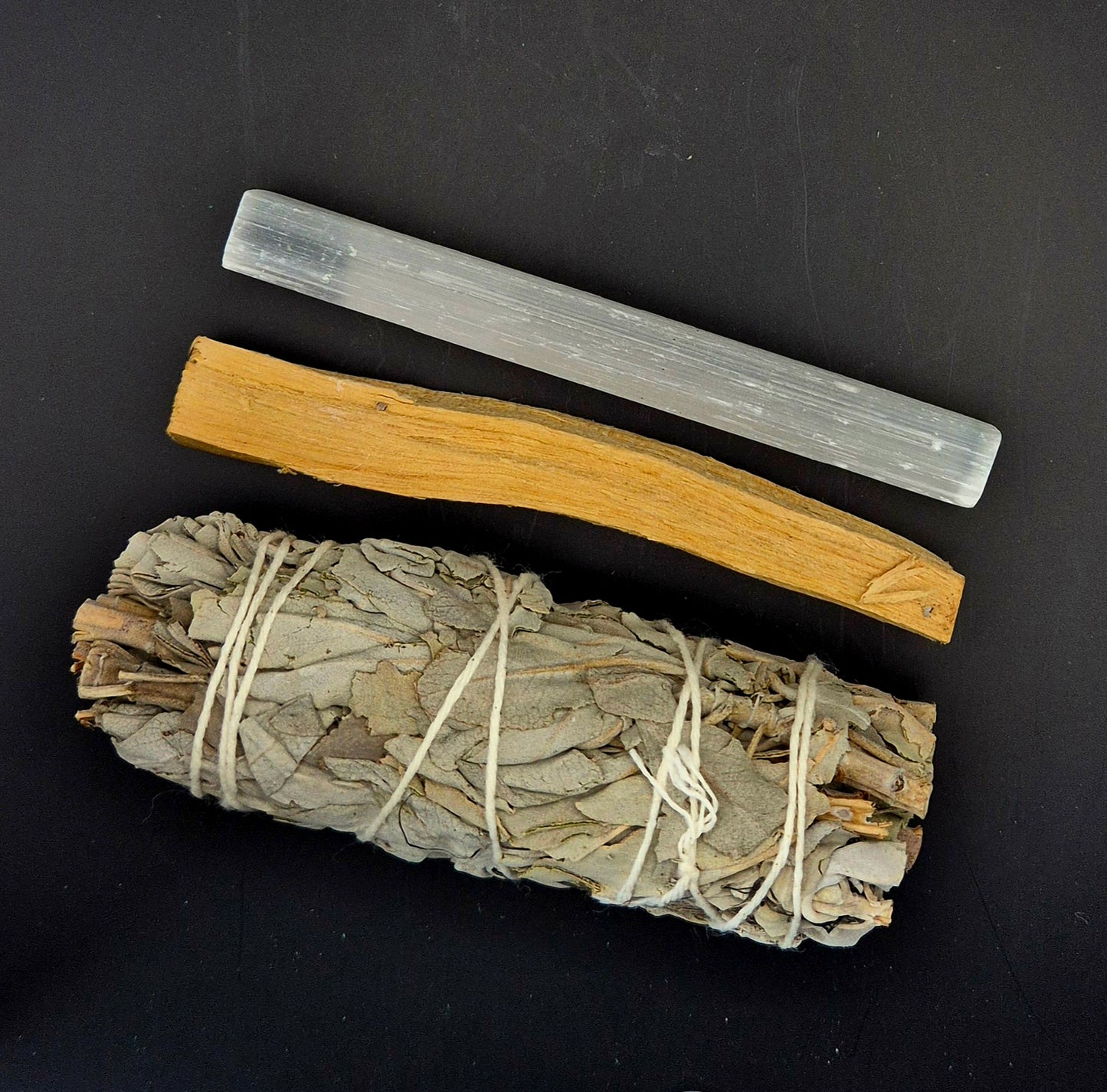 Räucherset mit Selenit, Palo Santo und weißem Salbei