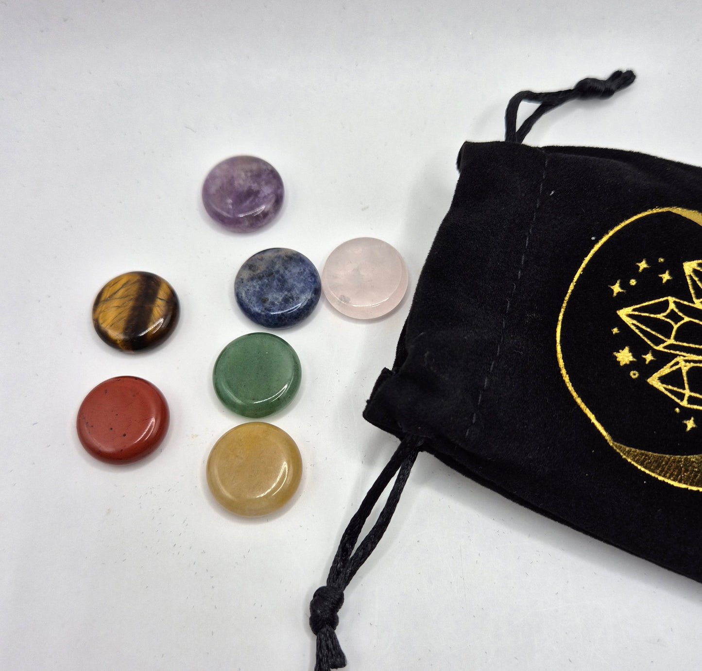 Runde 7-Chakra-Kleinsteine in Samt-Geschenktüte (Weihnachtsgeschenk)