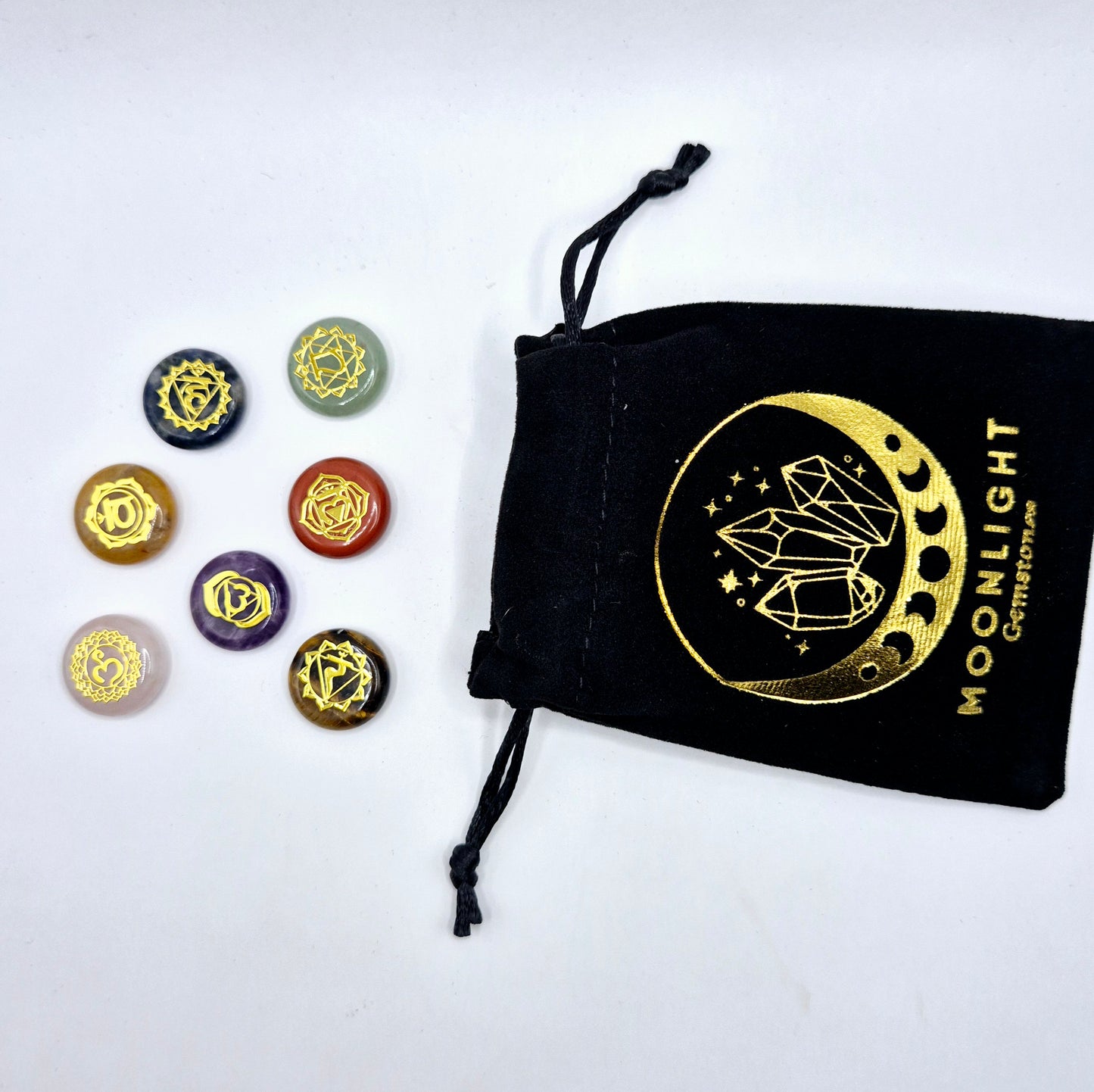 Runde 7-Chakra-Kleinsteine mit Symbolen in Samt-Geschenktüte (Weihnachtsgeschenk)