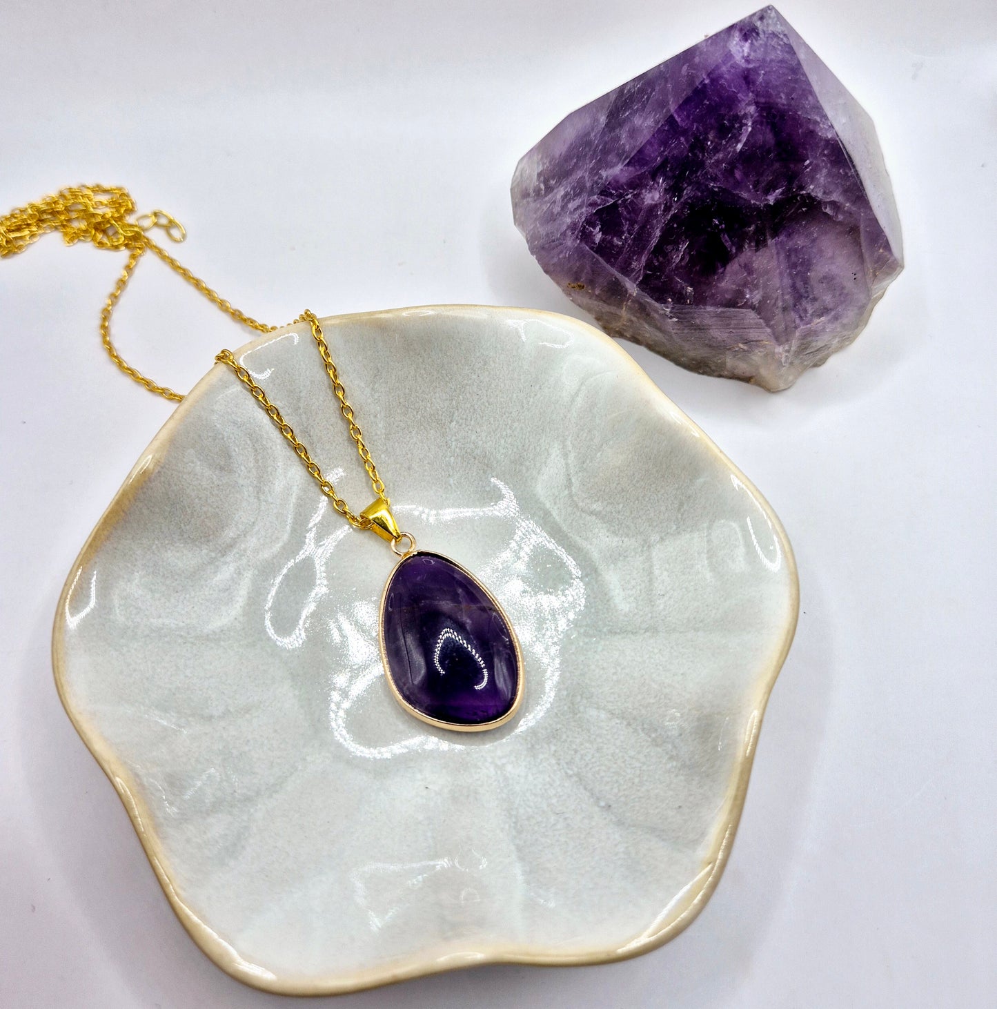 Gold color Amethyst Necklace with 25mm pendant