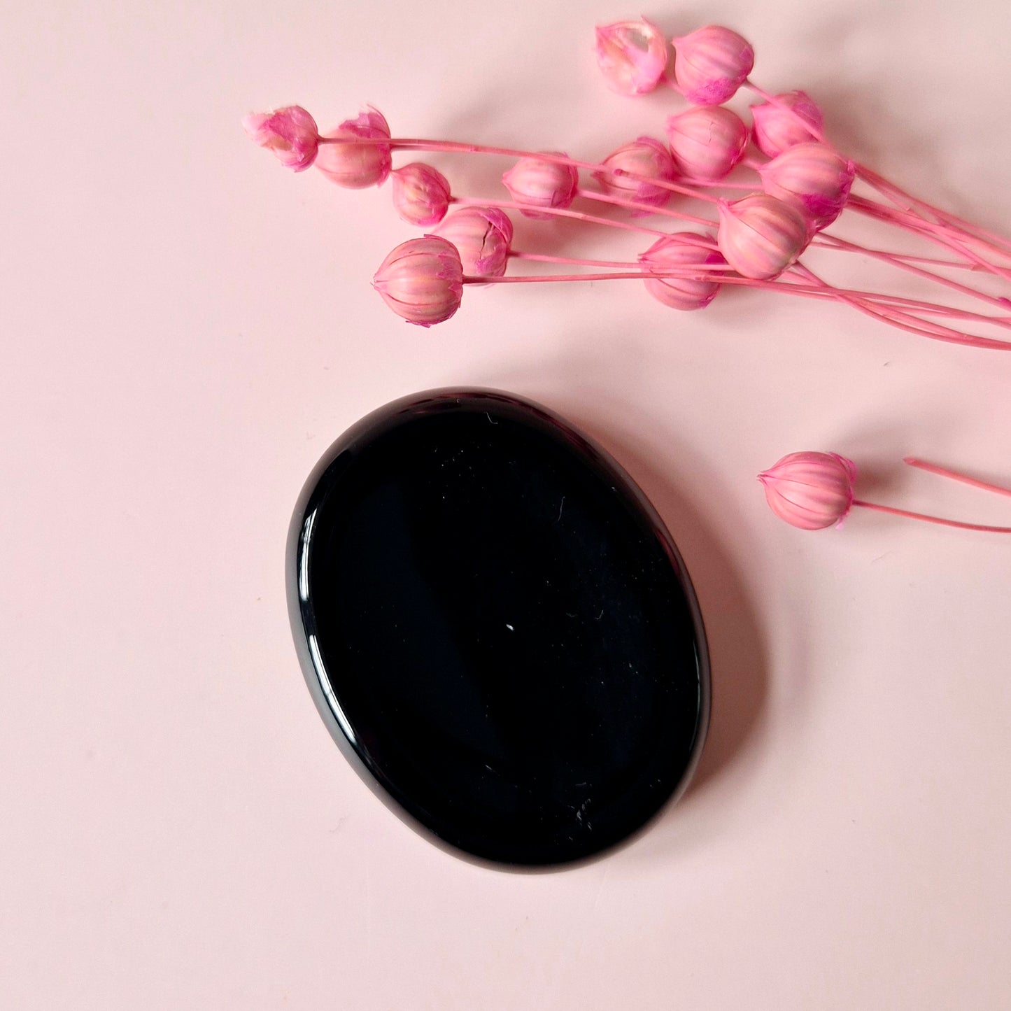 Zwarte Obsidiaan Worry Stone – Duimsteen voor Rust en Balans