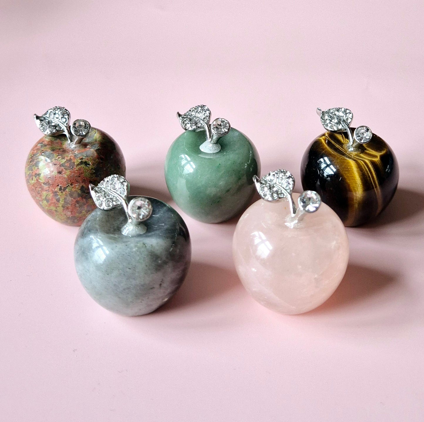 Mini Edelstein Apfel mit Strasssteinen (3x3 cm) - Rosenquarz