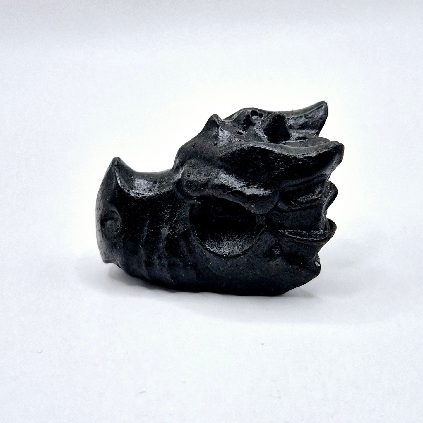Draken Schedel van Edelsteen (4 cm) - Lavasteen Dragon Skull