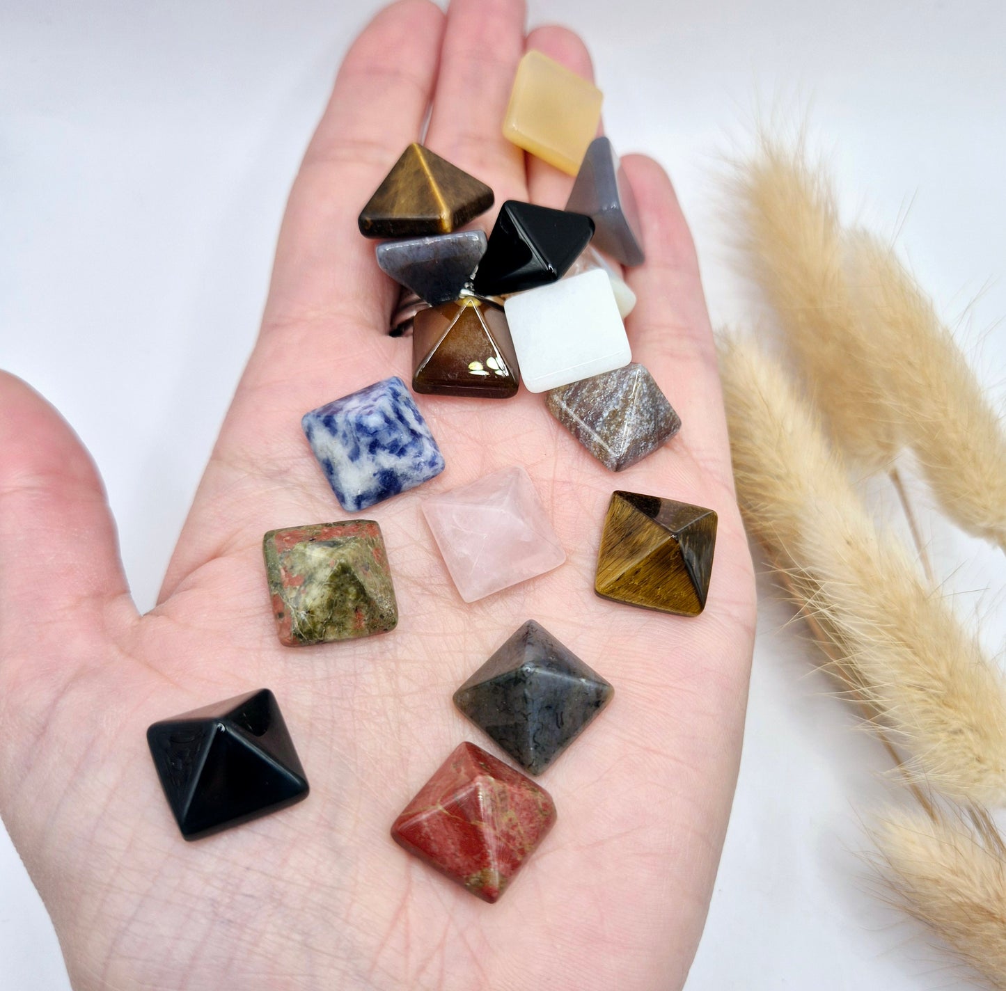 Mini Gemstone Pyramids 1.5cm