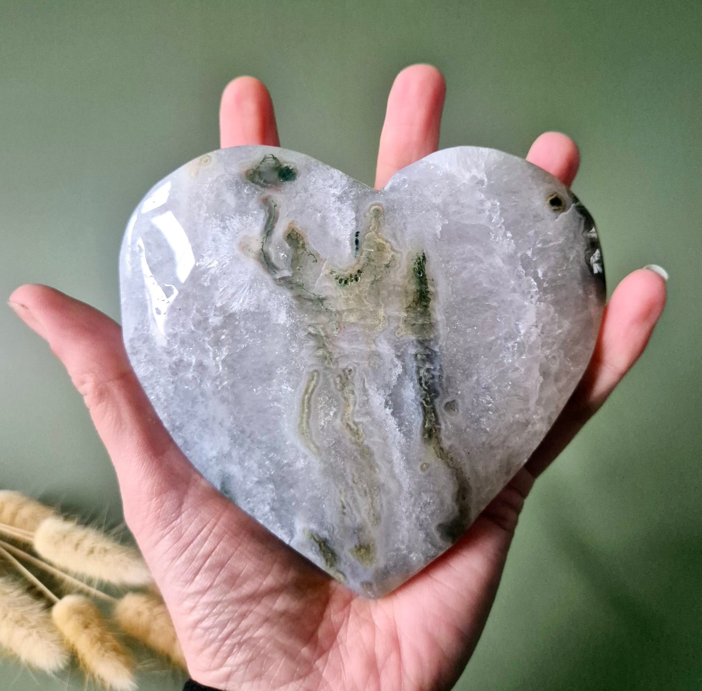 Druzy Mosagaat Hart op Metalen Standaard – Perfect voor Valentijn #32 497gram