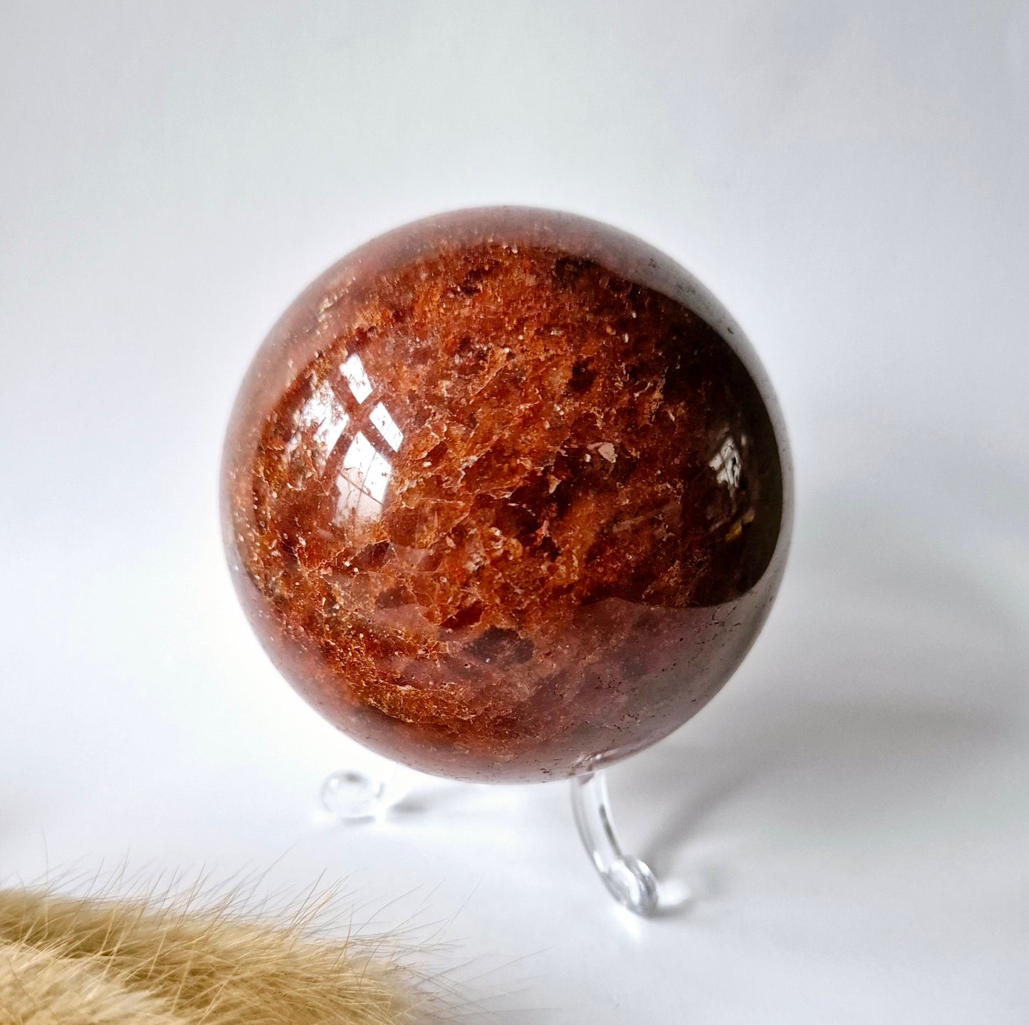 Kristallen Bol Strawberry Quartz 60mm of 75mm Edelsteen Crystal Sphere