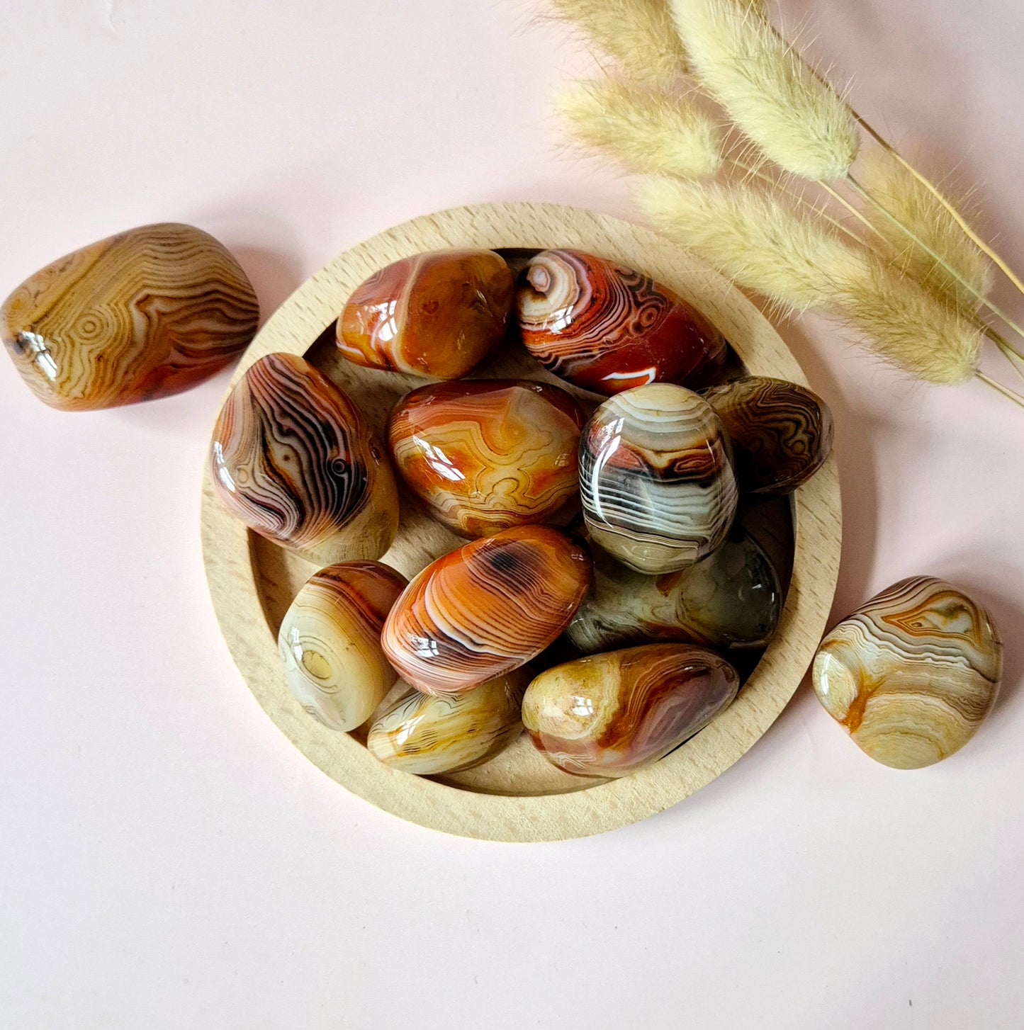 Gemstone Sardonyx Handstones (4-7 cm) Tumbled stones / Palm stones