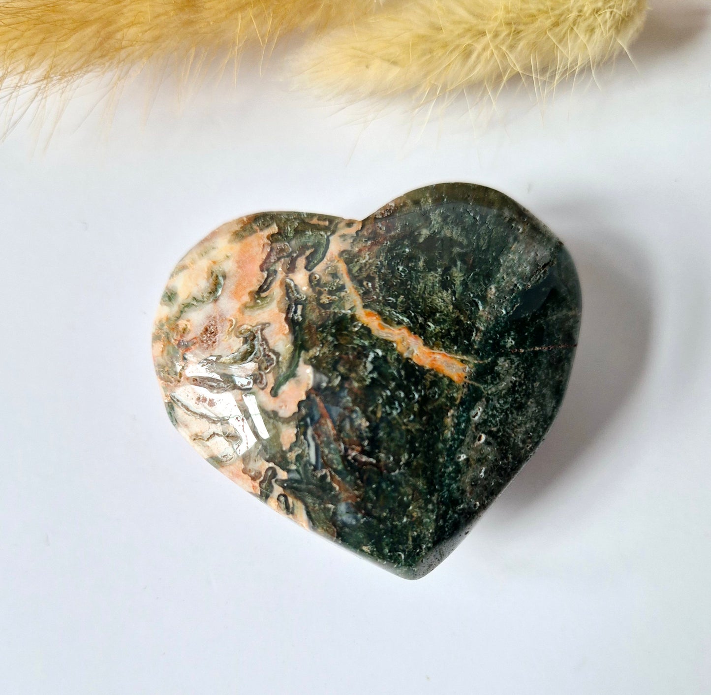 Druzy Red Moss Agate Herz 6-8cm – #47 (perfekt für den Valentinstag)
