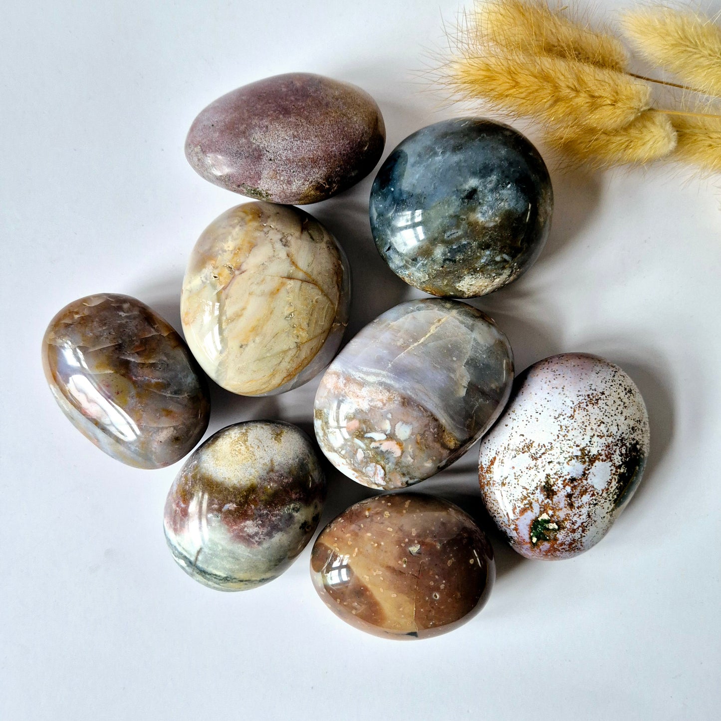 Edelsteen Ocean Jasper Palmsteen (6-8 cm) – Balans & Positieve Energie Handsteen worrystone zorgensteen