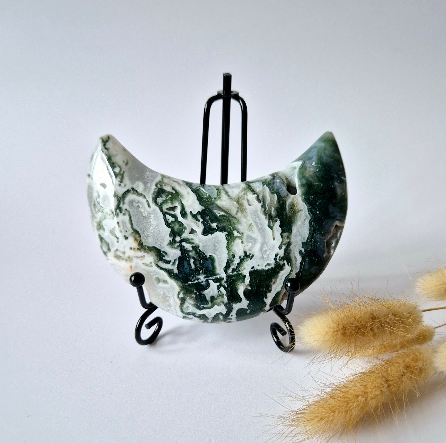 Edelsteen Mosagaat Maan op Standaard (Druzy & Patronen) #108 255gram