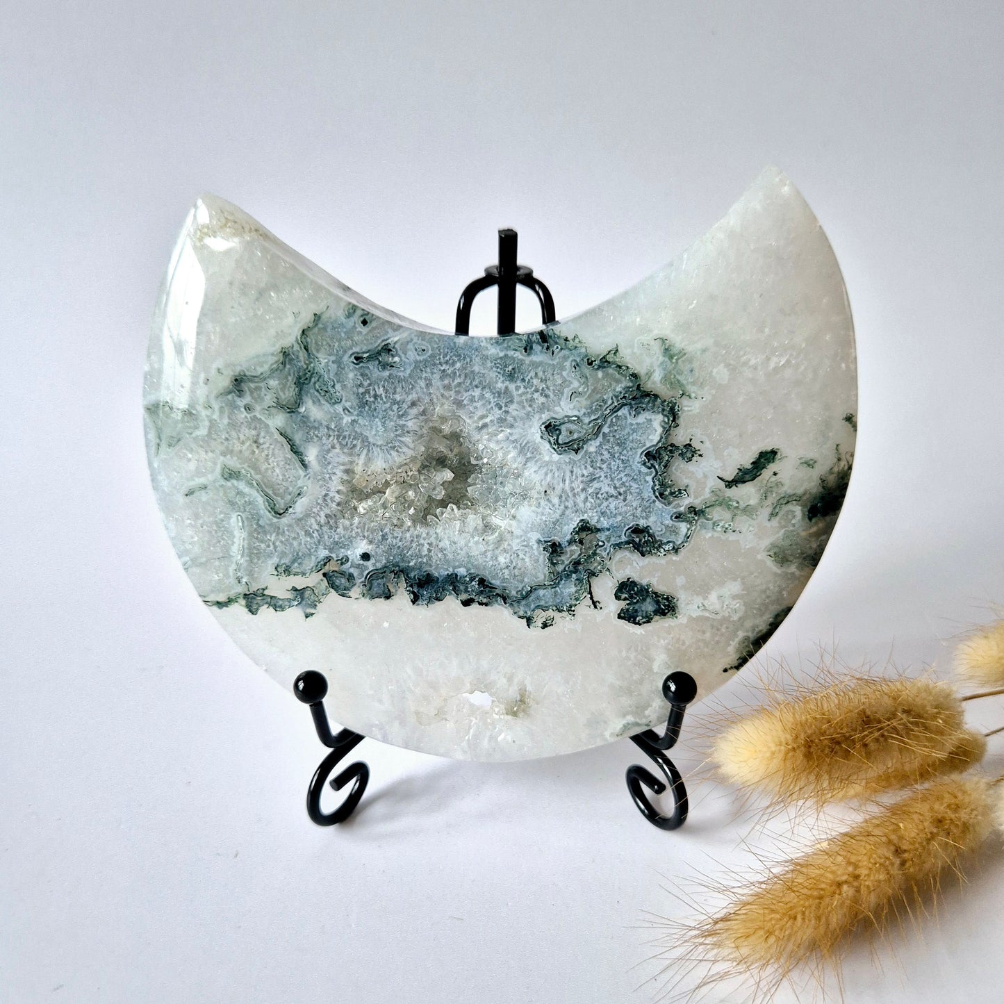 Edelsteen Mosagaat Maan op Standaard (Druzy & Patronen) #112 389gram