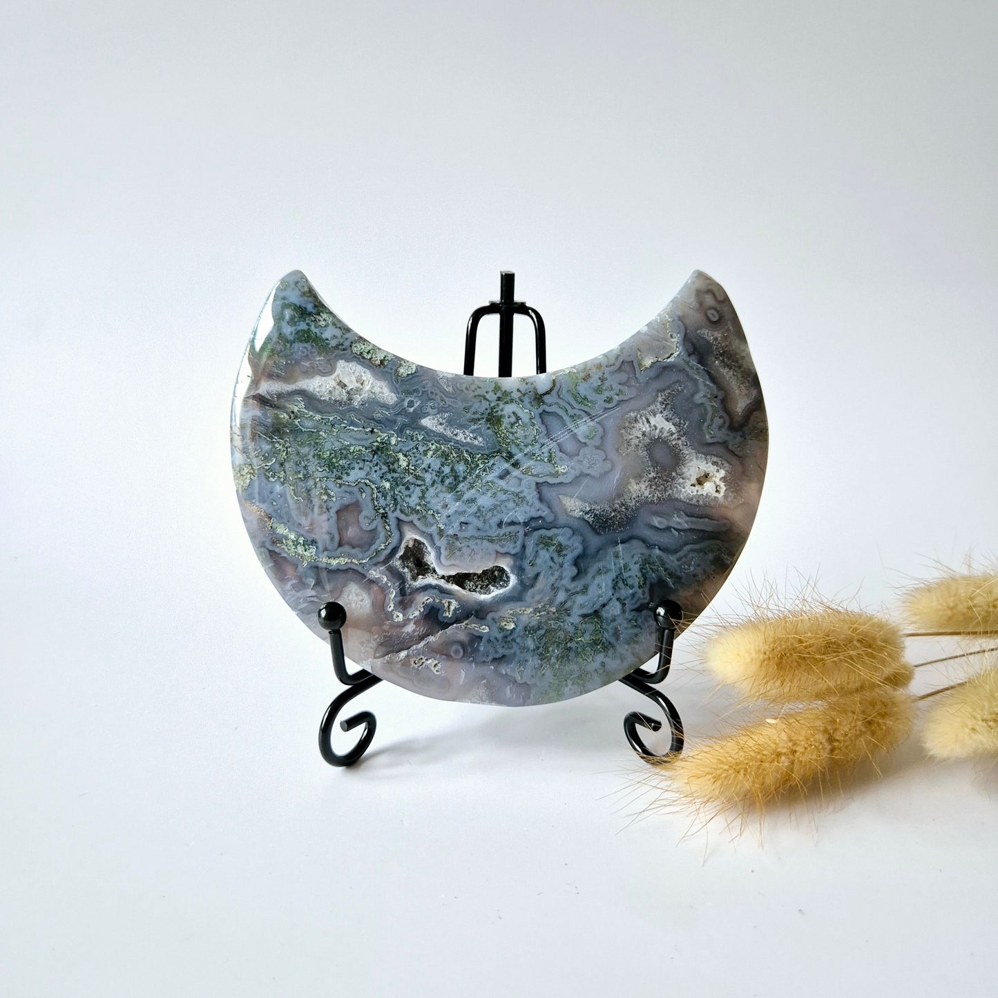 Edelsteen Mosagaat Maan op Standaard (Druzy & Patronen) #129 323gram