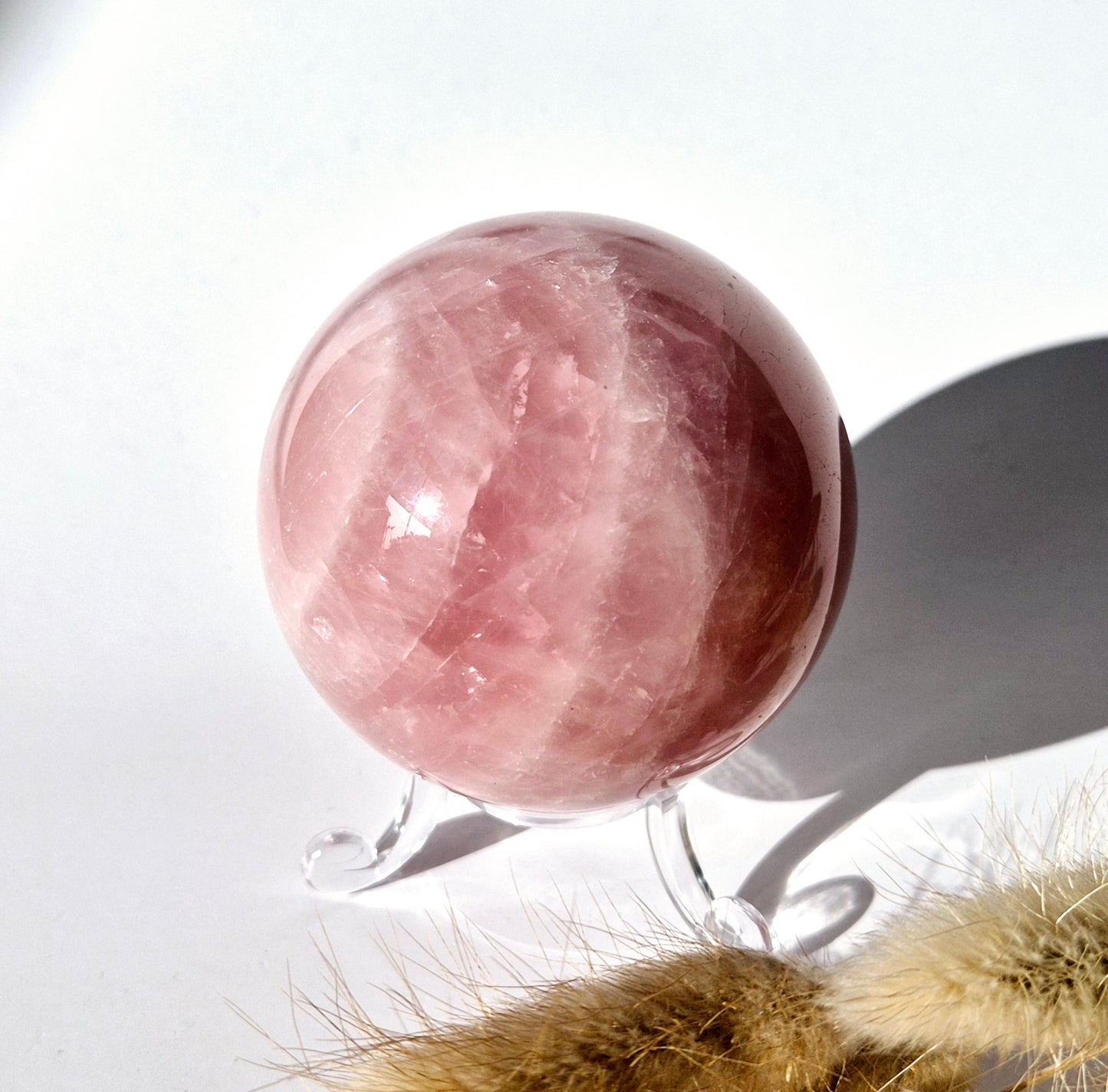 Kristallen Edelsteen Bol Rozenkwarts sphere 60mm Rose Quartz