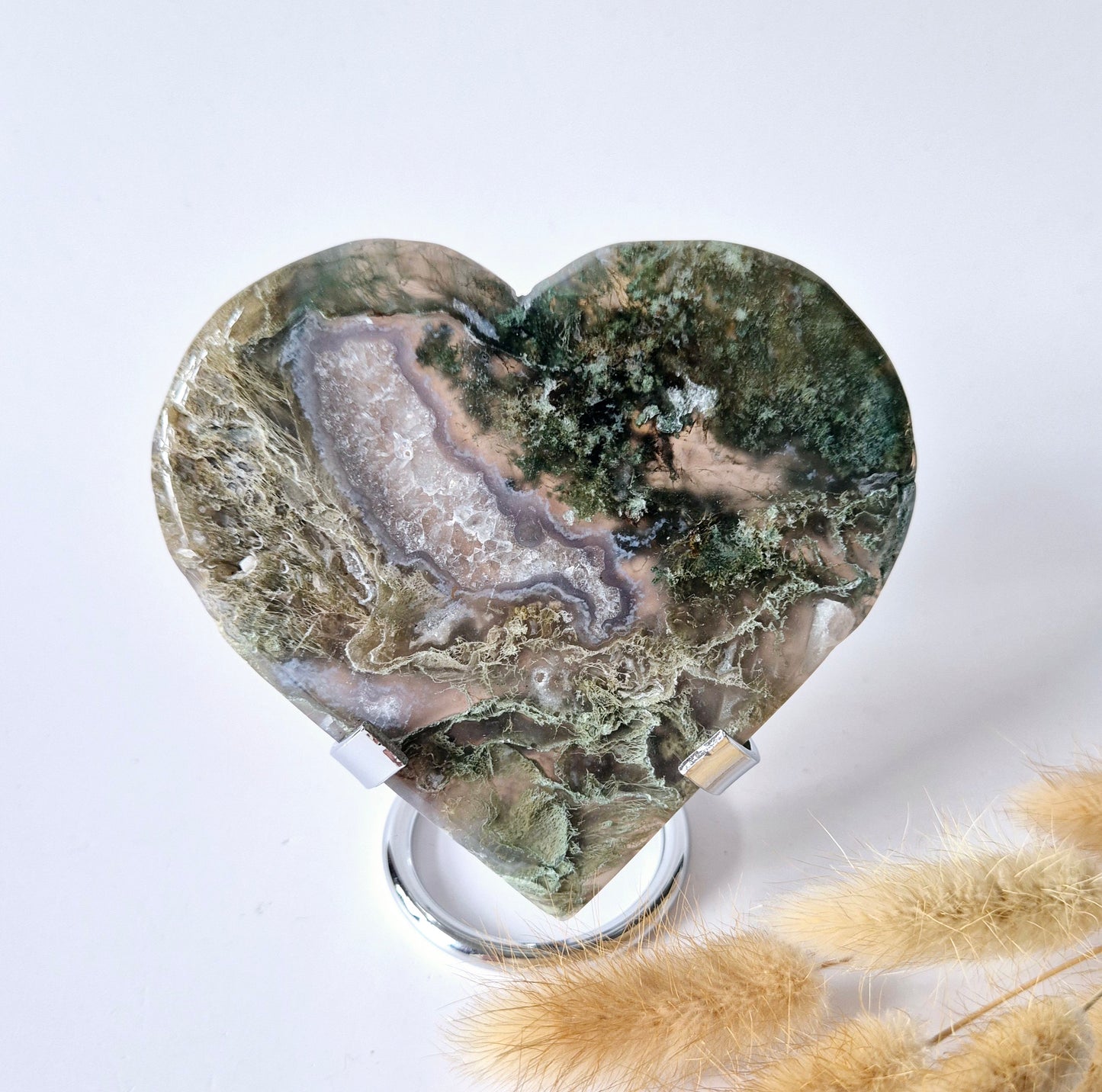Edelsteen Grote Druzy Mosagaat Hart op Metalen Standaard – #42 190gram