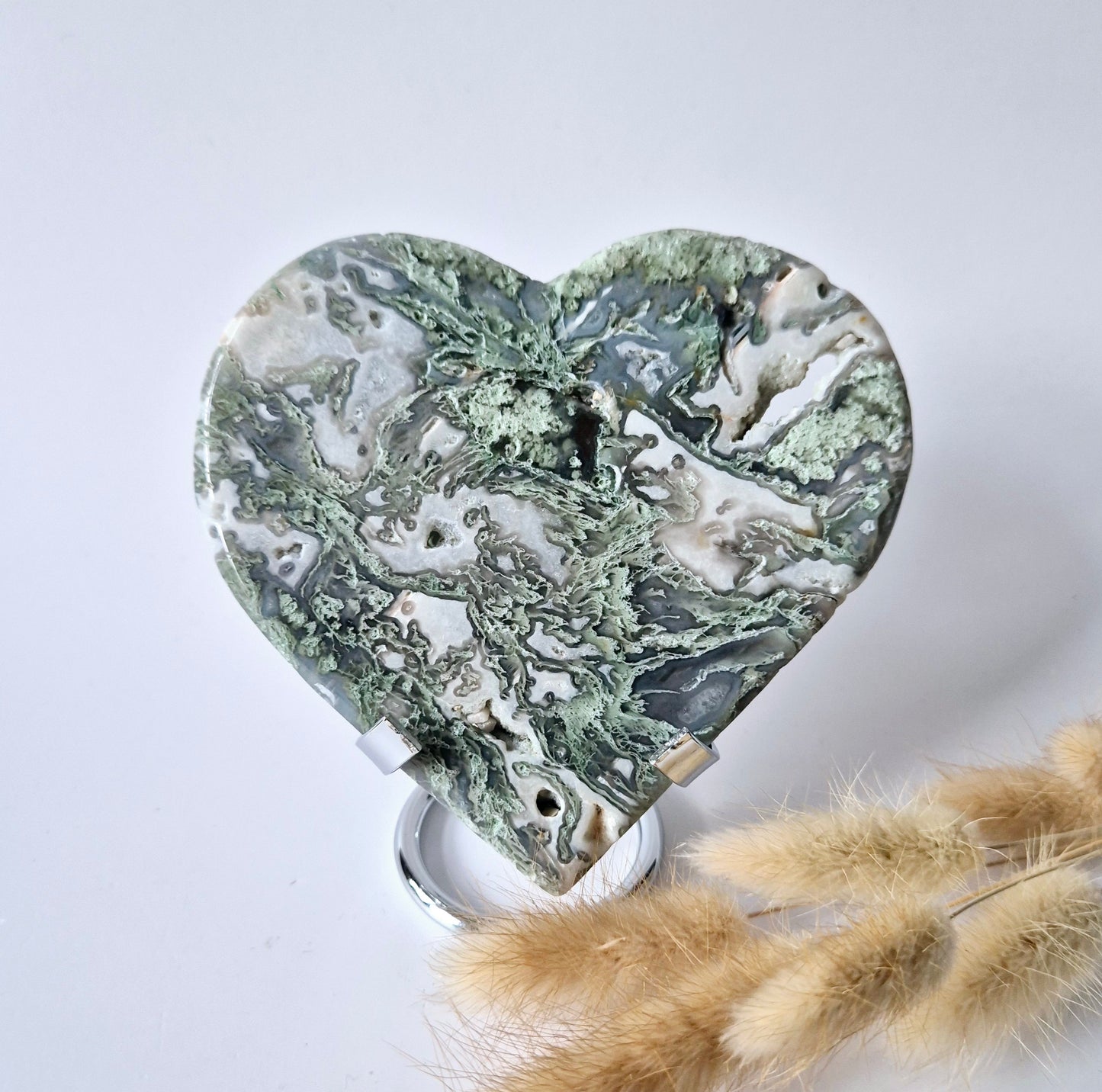 Edelstein Großes Druzy-Moosachat-Herz auf Metallständer – Nr. 53, 229 Gramm