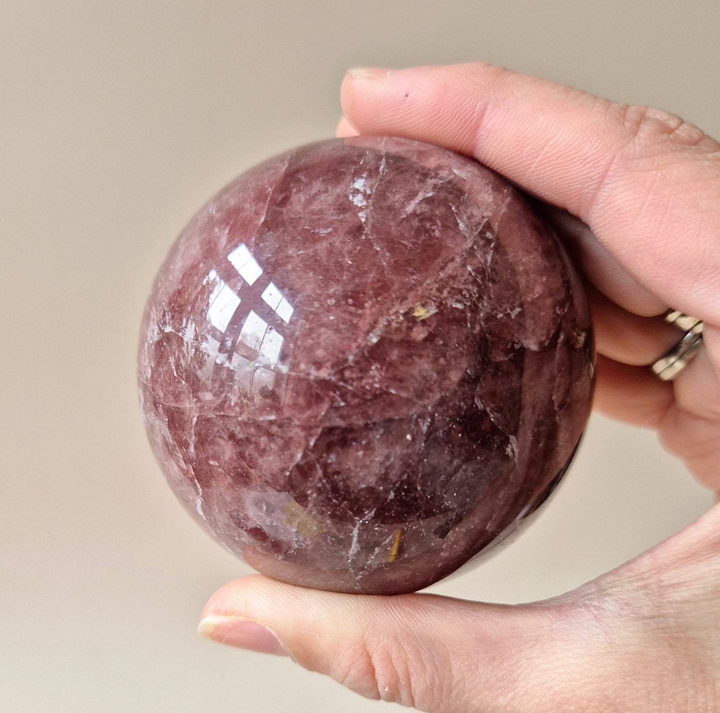 Kristallen Bol Strawberry Quartz 70mm Edelsteen Crystal Sphere 462gr