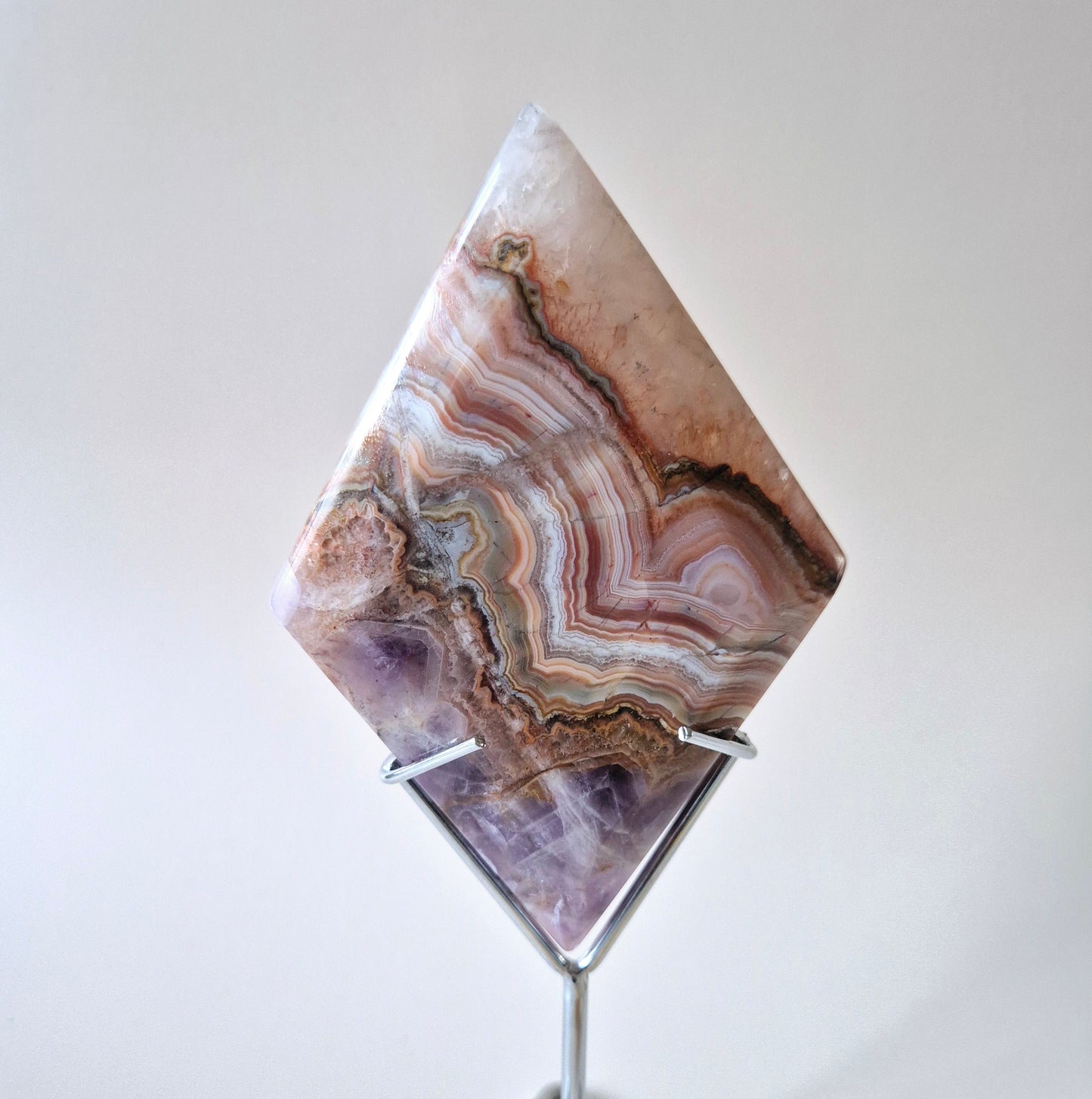 Gemstone Amethyst Agate Diamond on Stand – #2 200gram 12.5x8.5cm - Protection, Balance & Spiritual Healing