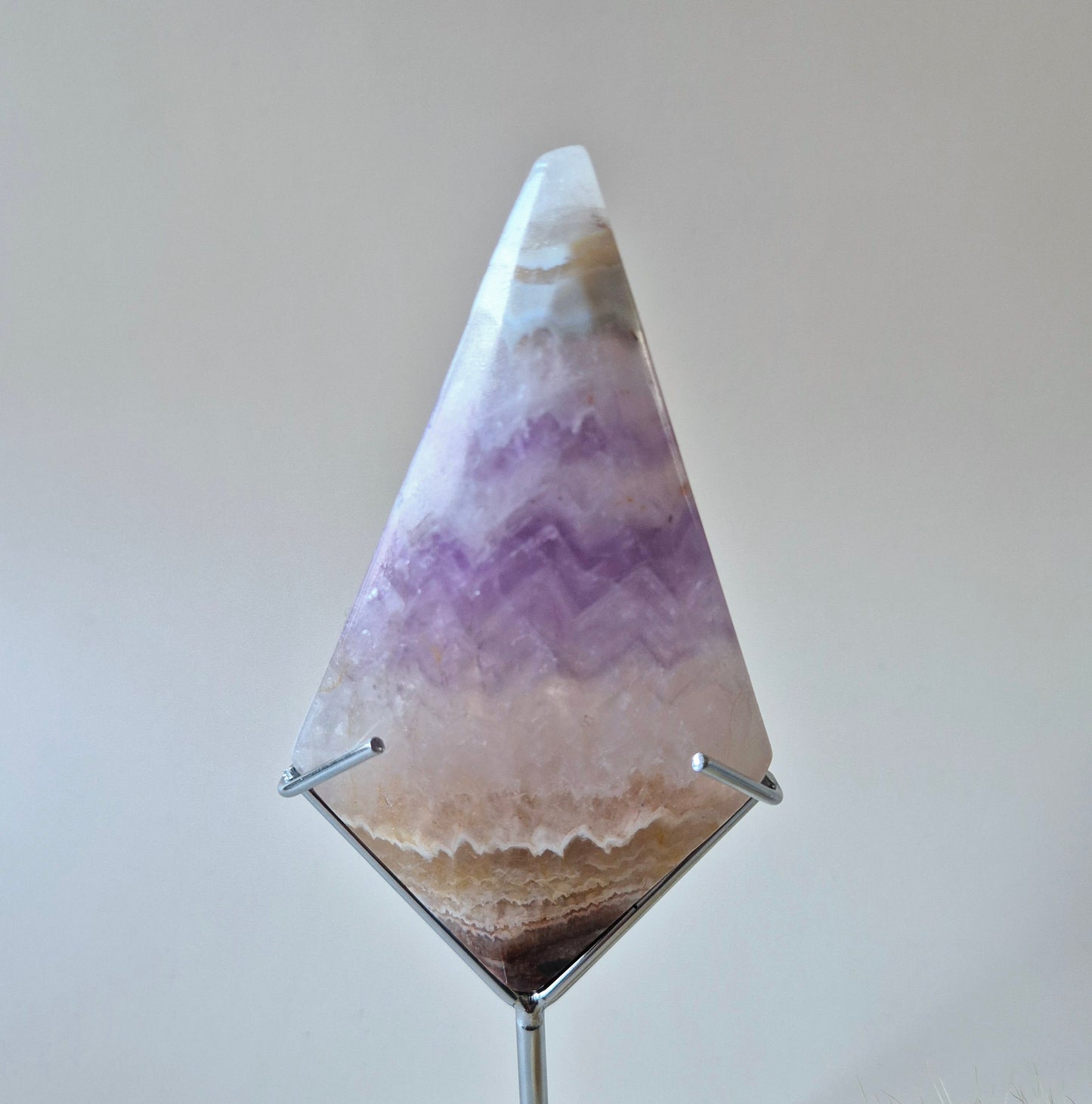 Gemstone Amethyst Agate Diamond on Stand – #4 128gram 11x6.5cm - Protection, Balance & Spiritual Healing