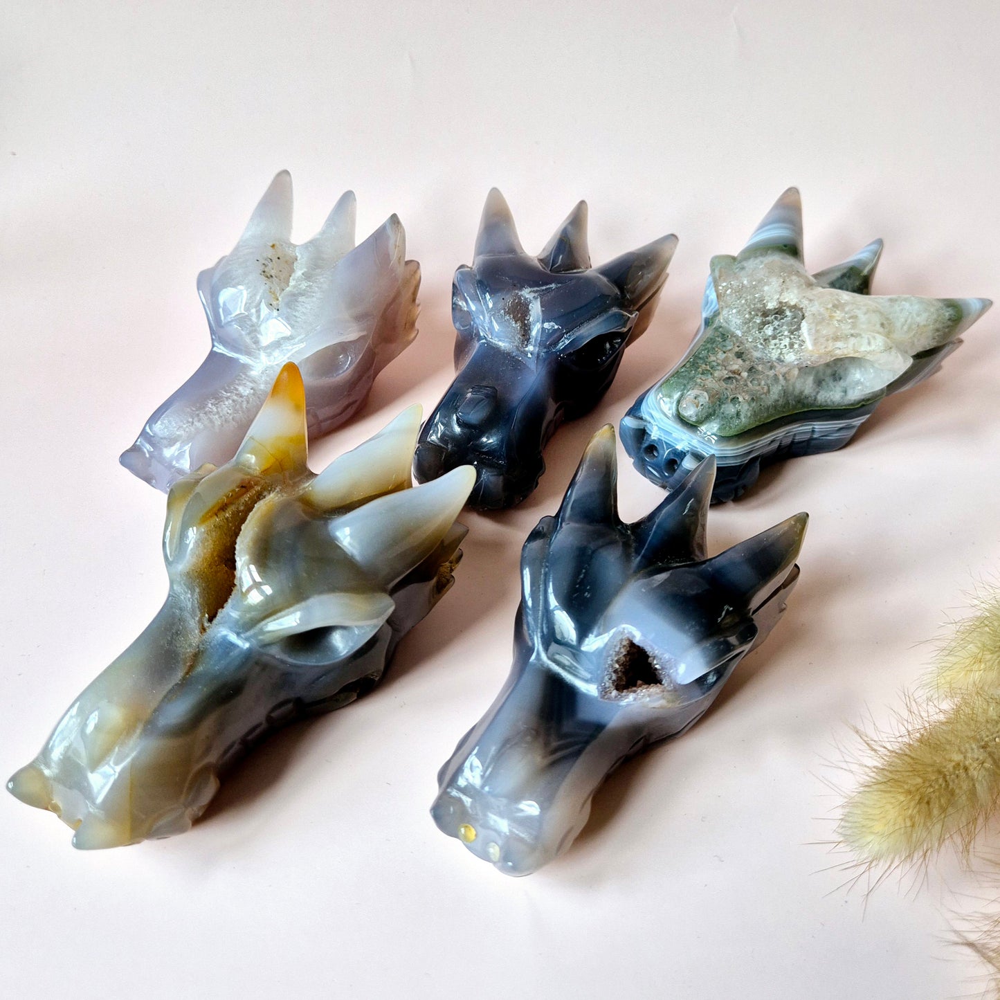 Edelstein Grauer Drusenachat Drachenschädel 247 Gramm – Kraft, Schutz & spirituelle Heilung