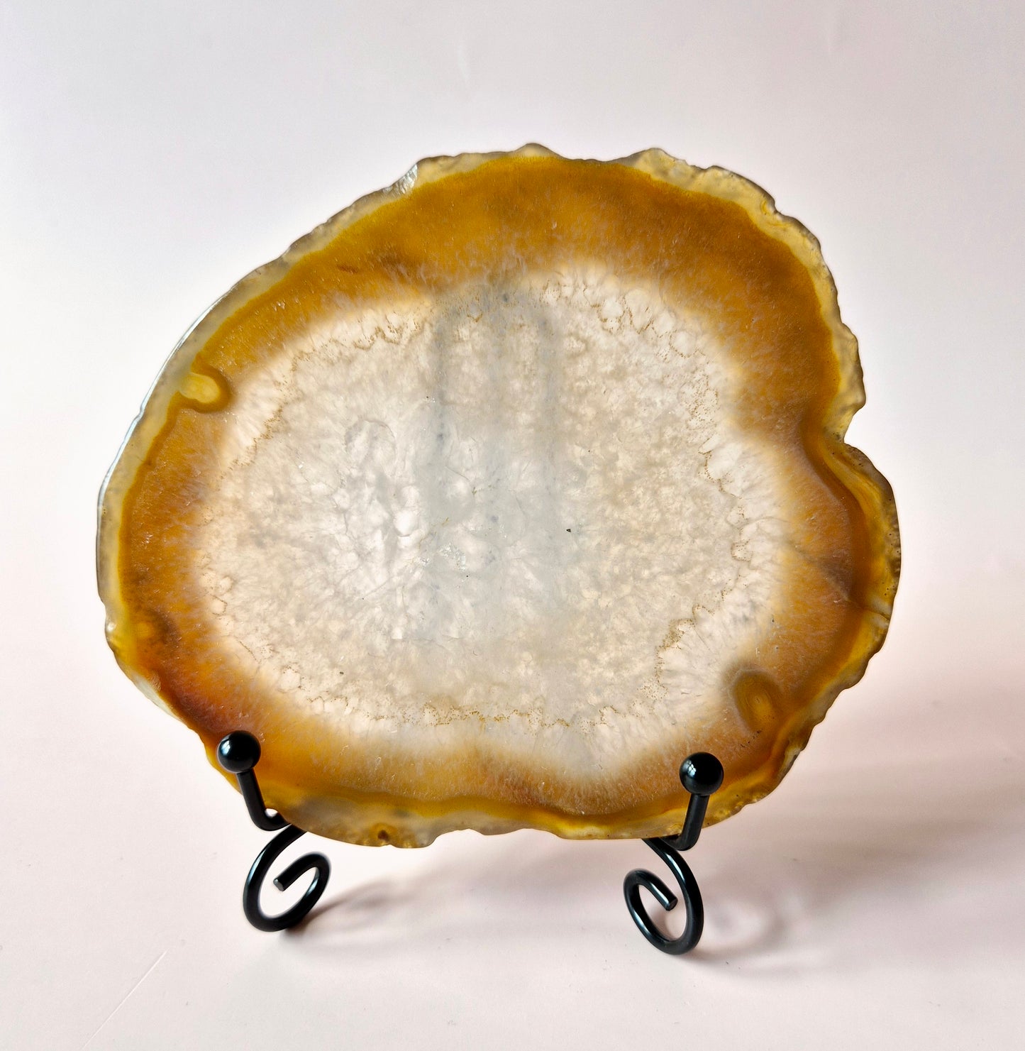 Edelsteen (Druzy) Agaat Schijf op Standaard (11–14 cm) – #4 Aarding, Balans & Natuurlijke Schoonheid