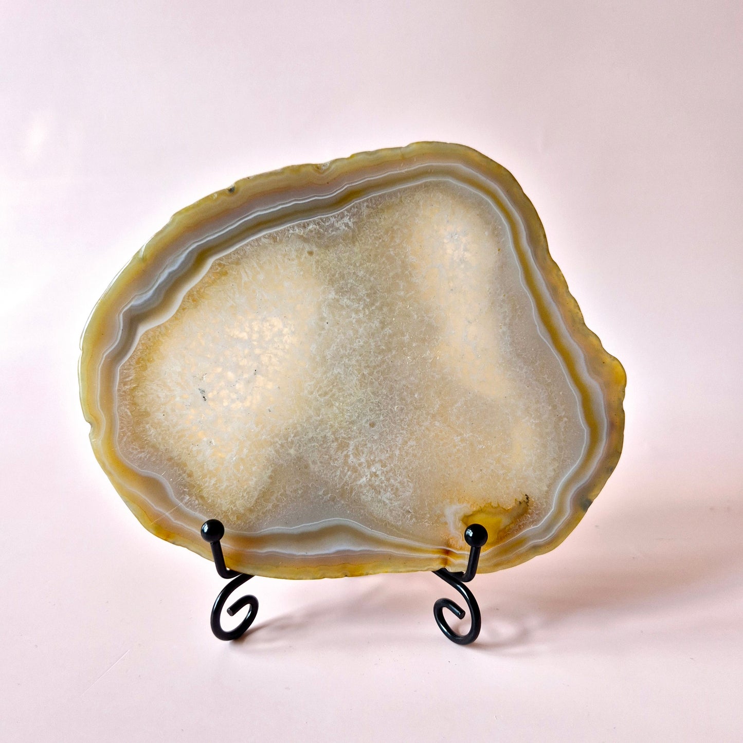 Edelsteen (Druzy) Agaat Schijf op Standaard (11–14 cm) – #5 Aarding, Balans & Natuurlijke Schoonheid