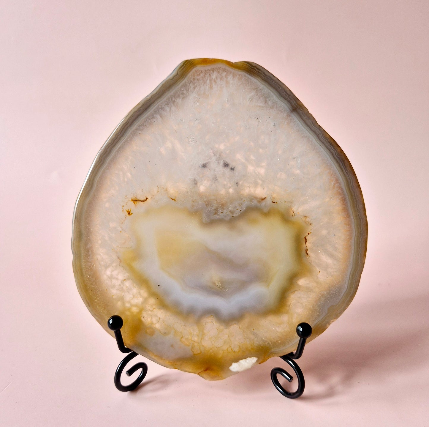 Edelsteen (Druzy) Agaat Schijf op Standaard (11–14 cm) – #14 Aarding, Balans & Natuurlijke Schoonheid
