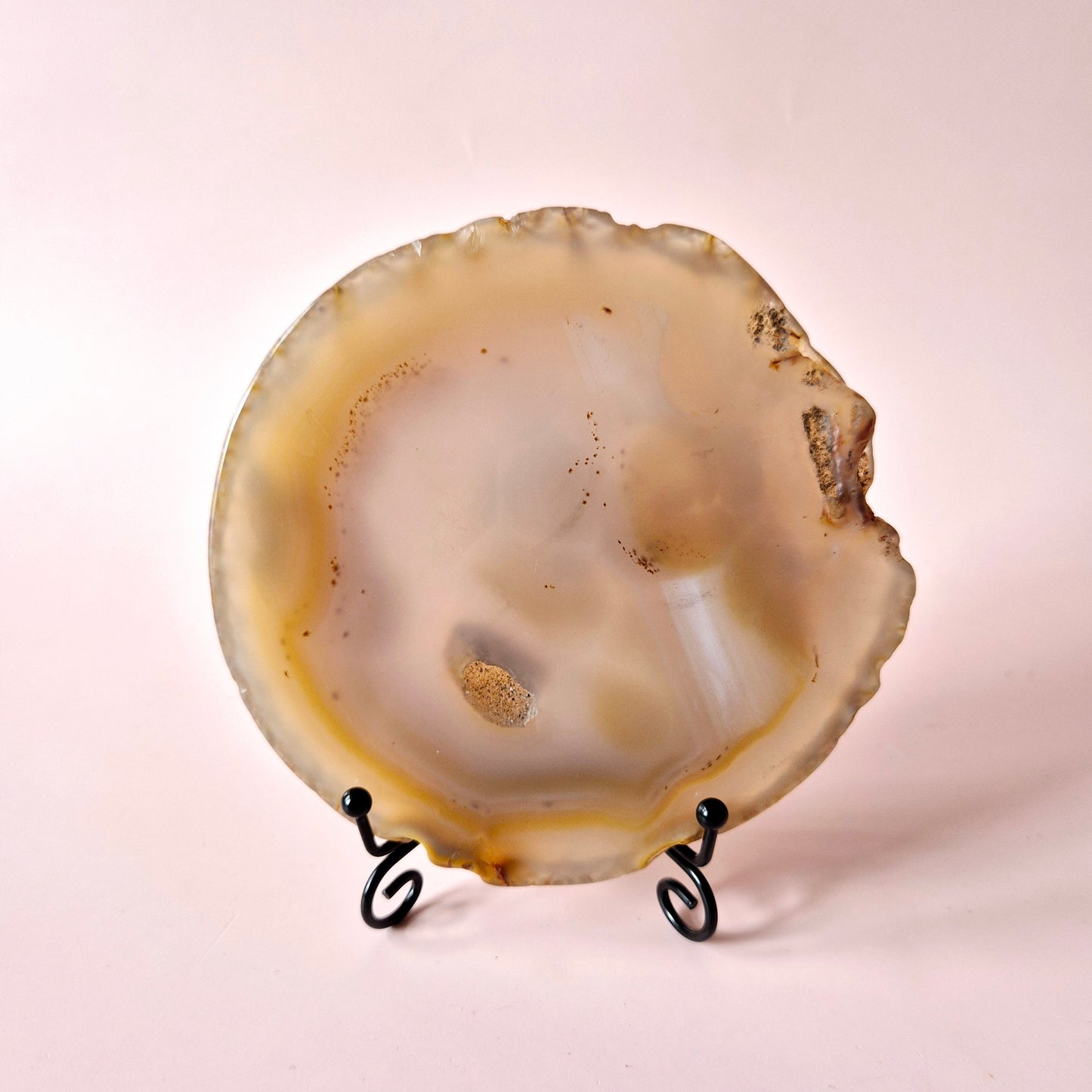 Edelsteen (Druzy) Agaat Schijf op Standaard (11–14 cm) – #18 Aarding, Balans & Natuurlijke Schoonheid