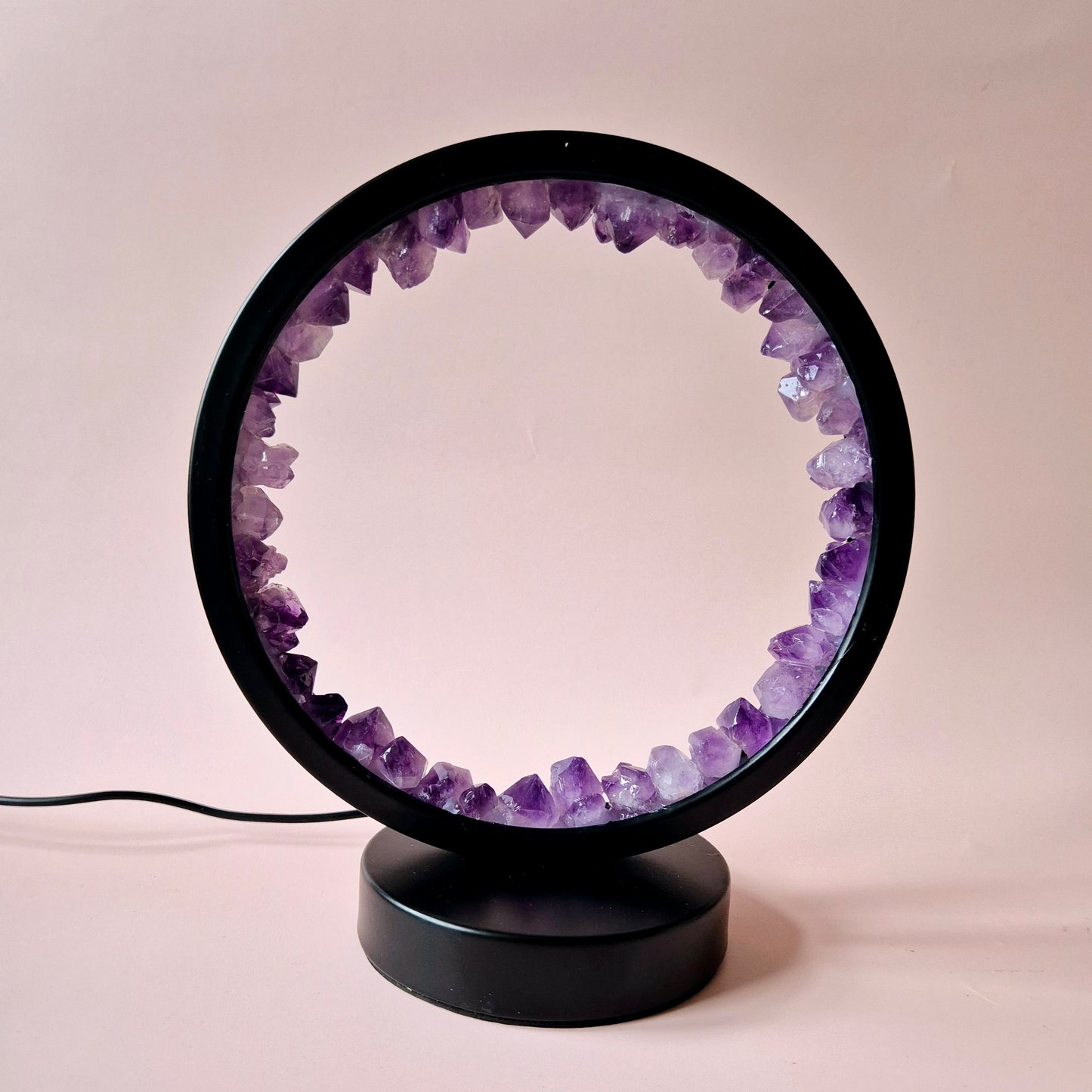 Amethist Ronde Edelsteenlamp – Verschillende standen - Inclusief USB aansluiting