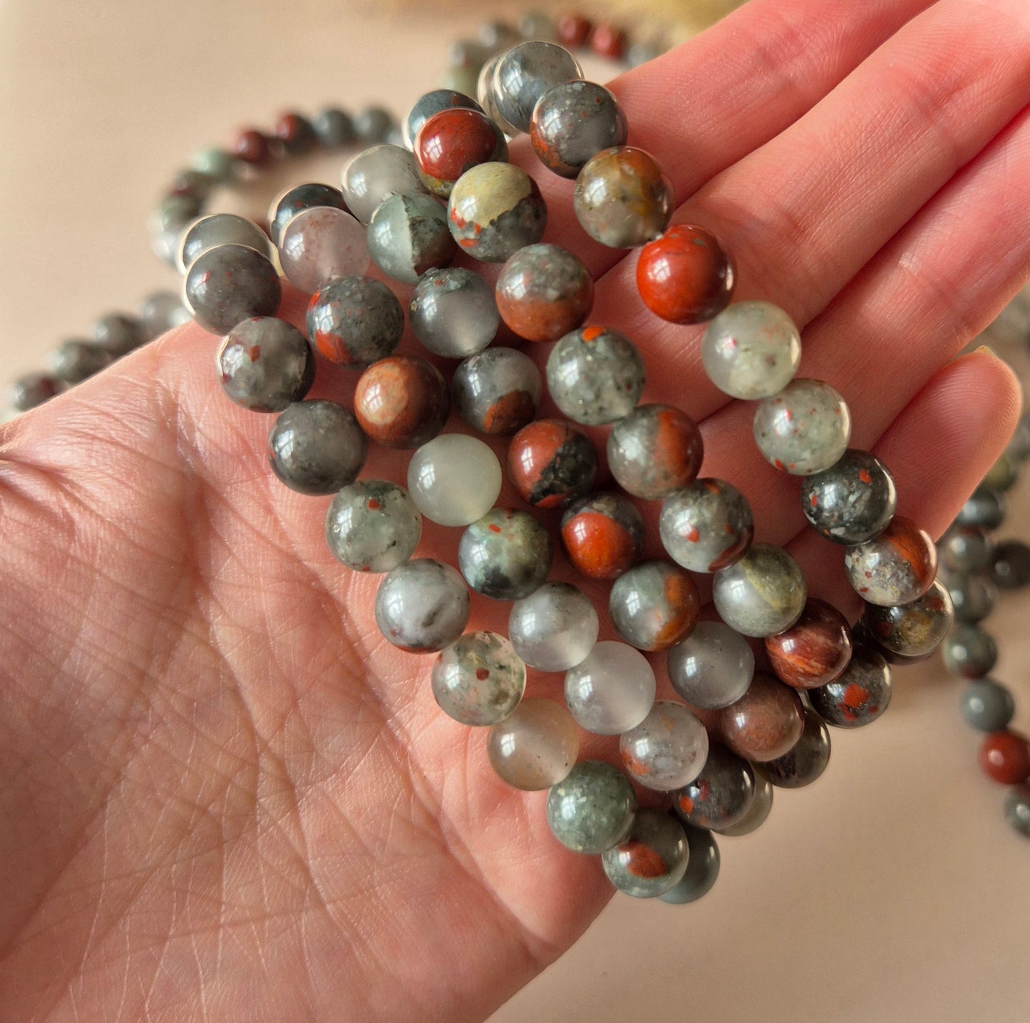 Edelsteen armband met 8mm ronde kralen - Afrikaanse Bloedsteen / African Bloodstone