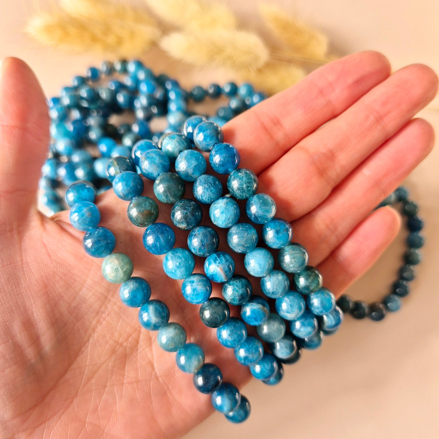 Edelsteen armband met 8mm ronde kralen - Blue Apatite / Blauwe Apatiet