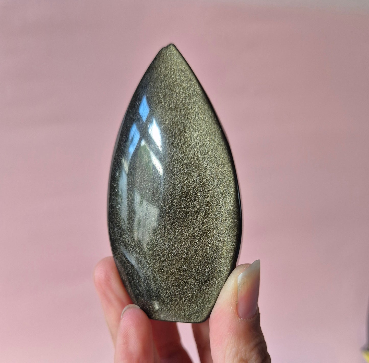Edelsteen Golden Obsidian Flame – Kracht, Inzicht & Bescherming (8–10 cm)