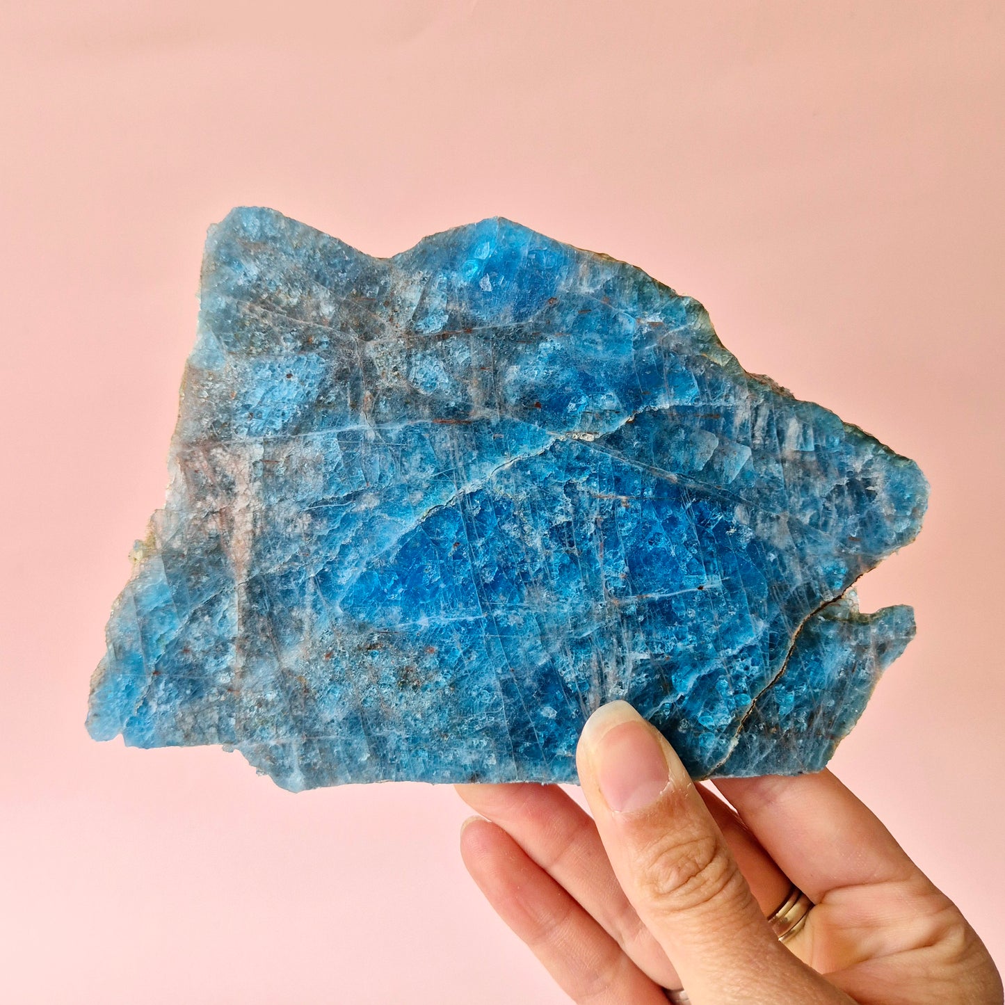 XXL Edelsteen Blue Apatiet Schijf op Standaard #1– Inspiratie, Helderheid & Innerlijke Kracht