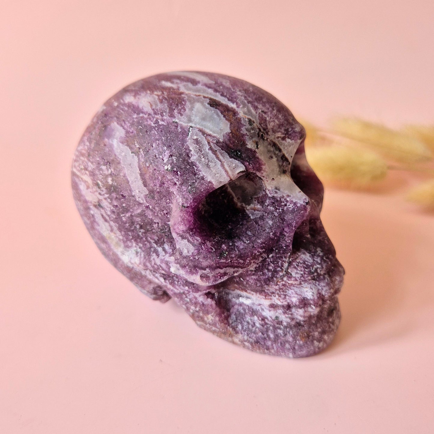 XL Edelsteen Skull Lepidoliet Schedel – #7 601 gram - Mat & Krachtig