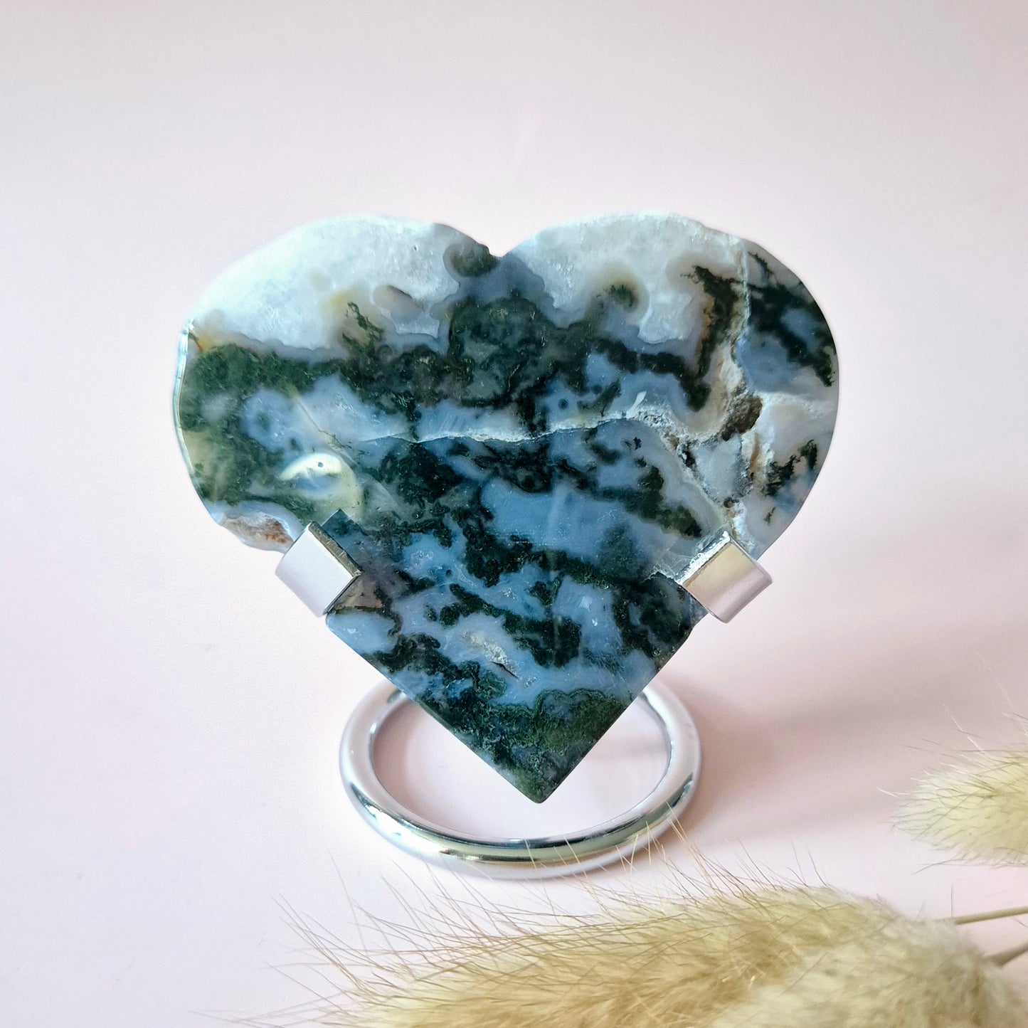 Edelstein Druzy Moosachat Herz auf Metallständer – Nr. 82 128 Gramm