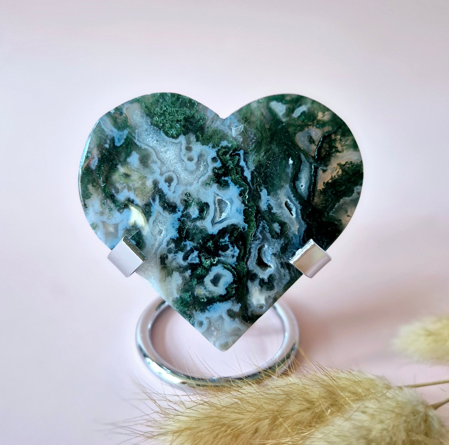 Edelsteen Druzy Mosagaat Hart op Metalen Standaard – #85 125gram
