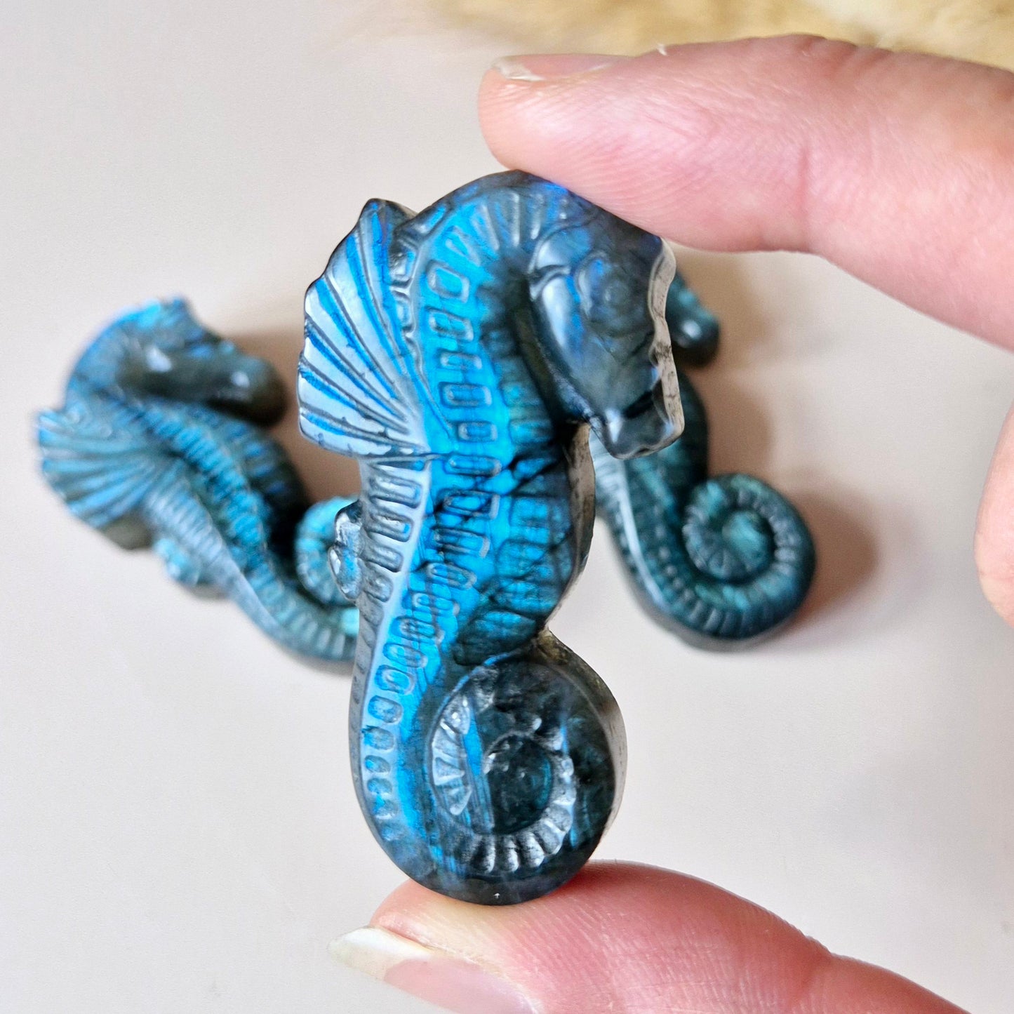 Gemstone Flashy Labradorite Snake Carving (5 cm) – Snake Wisdom & Power