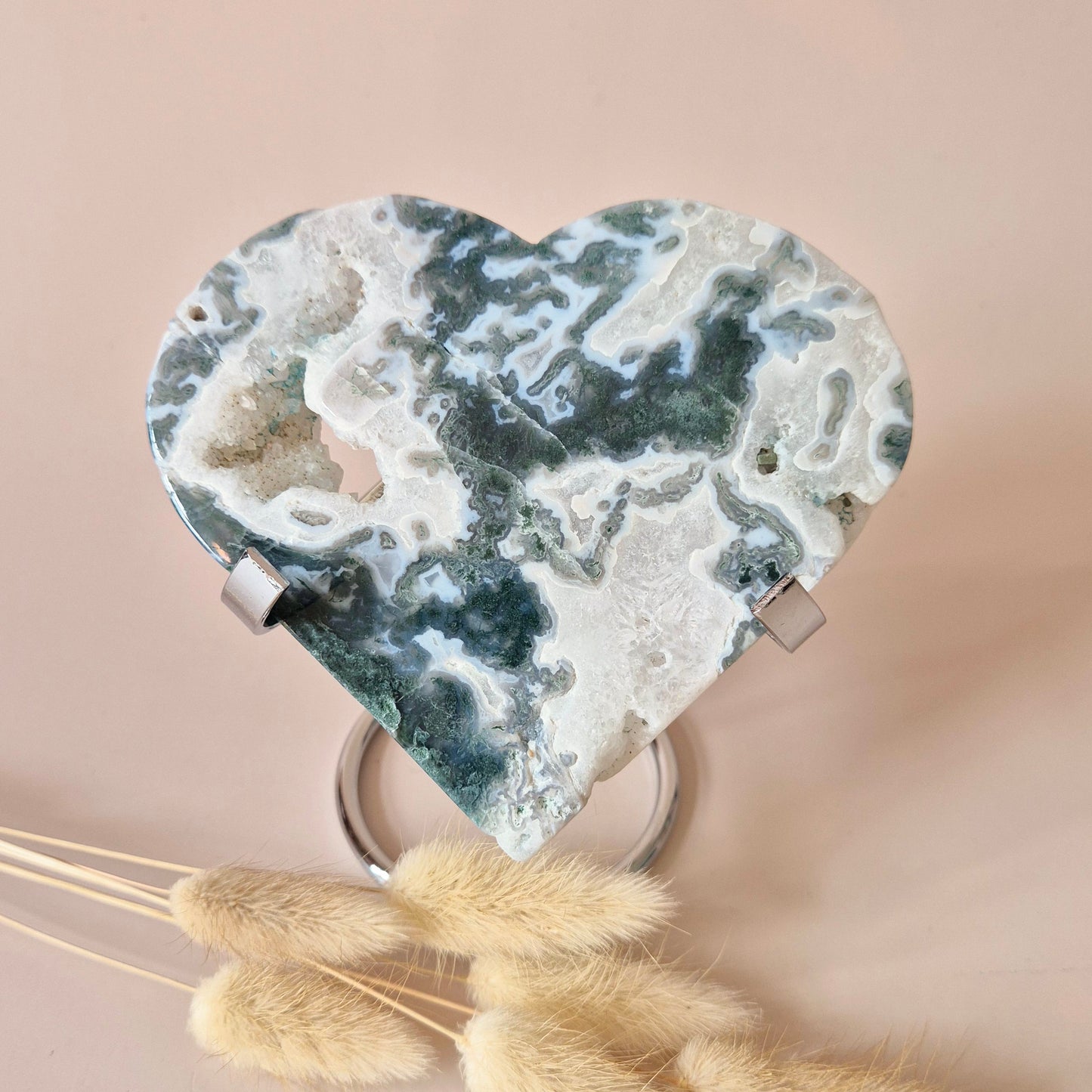 Edelstein Druzy Moosachat Herz auf Metallständer – Nr. 93 230 Gramm
